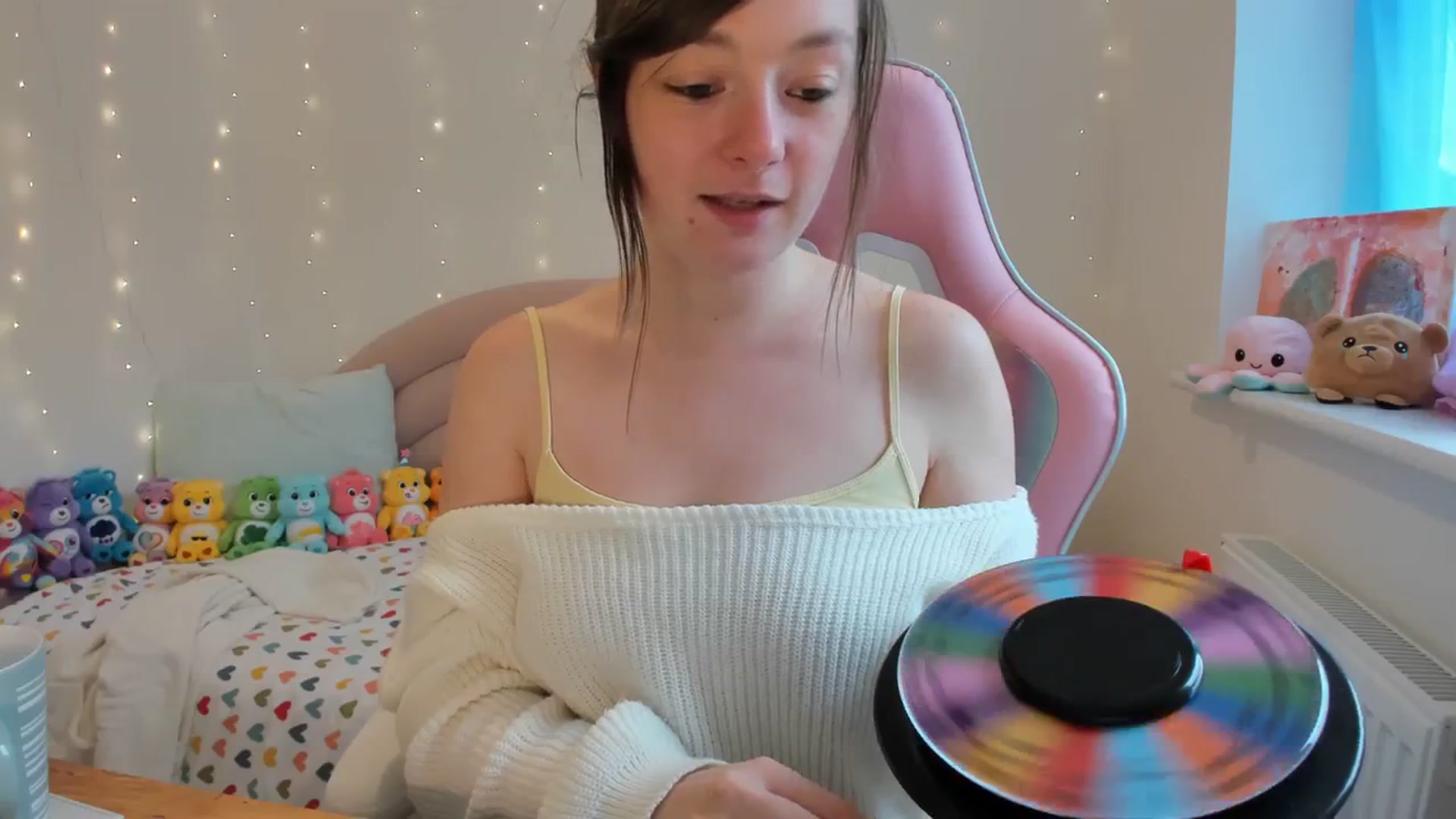 Gallery image thumbnail from JessieBear_'s myfreecams stream on, 10/26/2023, 15:04 image 7 of 20