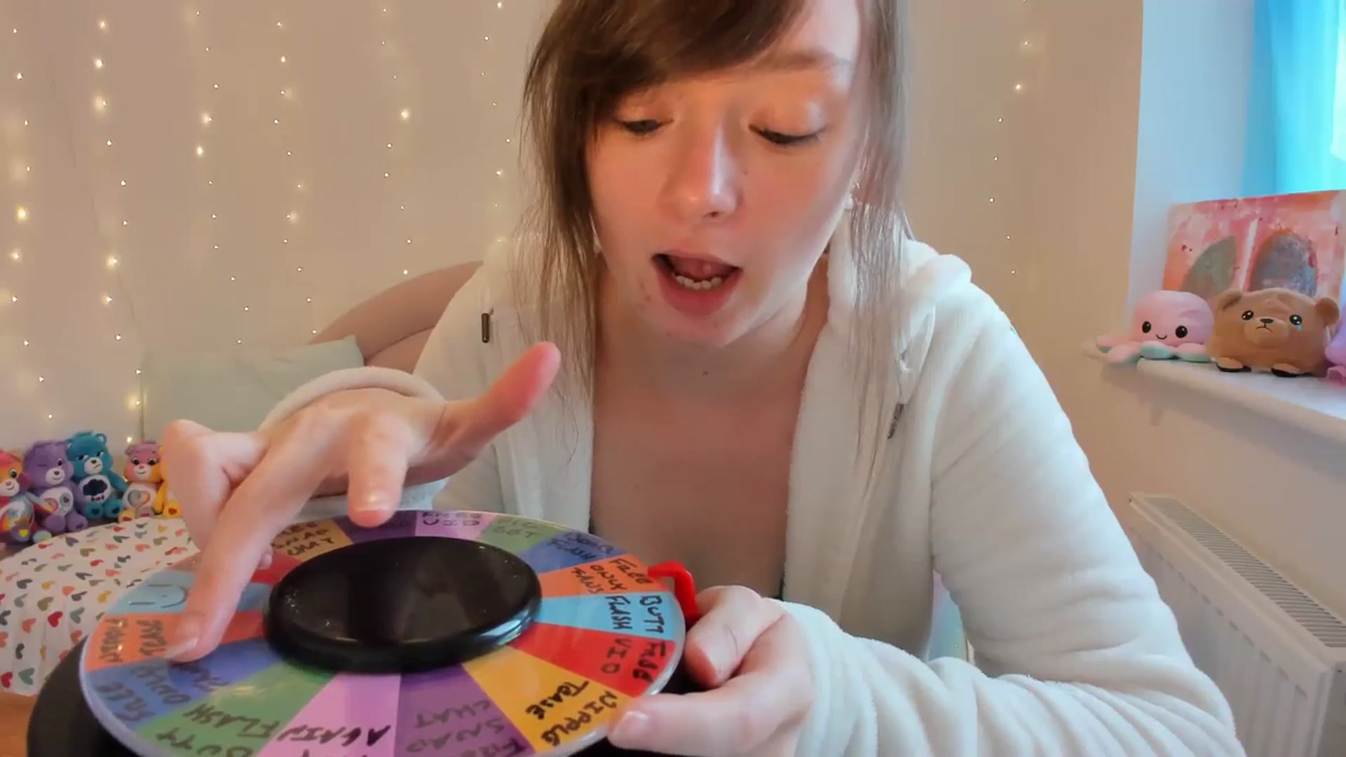 Gallery image thumbnail from JessieBear_'s myfreecams stream on, 10/27/2023, 14:08 image 3 of 20