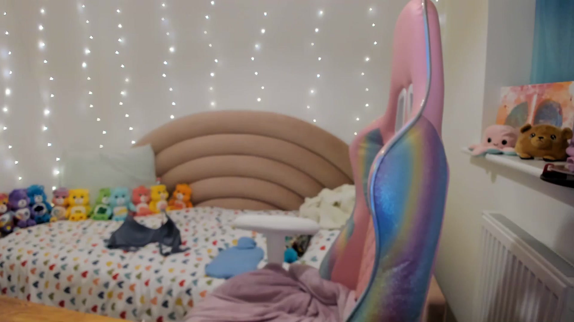 Gallery image thumbnail from JessieBear_'s myfreecams stream on, 10/30/2023, 17:15 image 20 of 20
