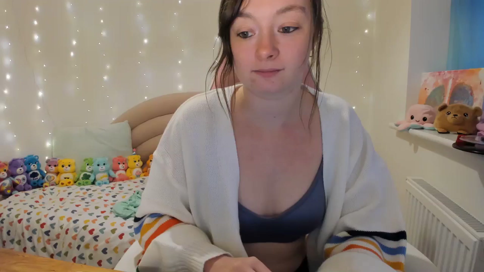 Gallery image thumbnail from JessieBear_'s myfreecams stream on, 11/02/2023, 17:16 image 14 of 20