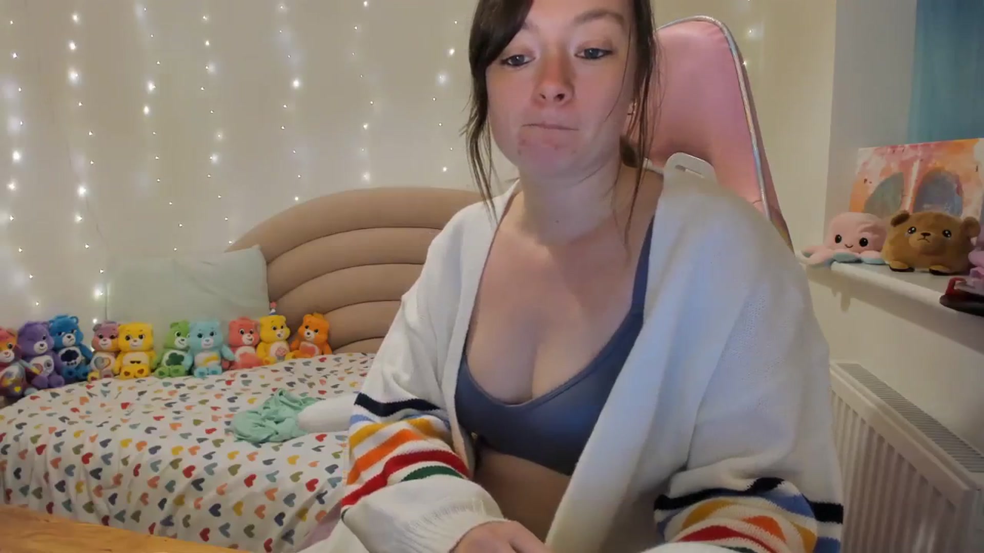 Gallery image thumbnail from JessieBear_'s myfreecams stream on, 11/02/2023, 17:16 image 19 of 20