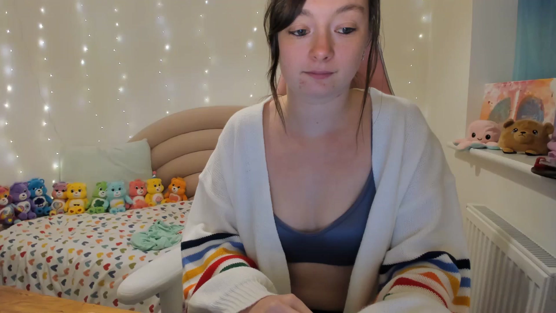 Gallery image thumbnail from JessieBear_'s myfreecams stream on, 11/02/2023, 18:04 image 1 of 20