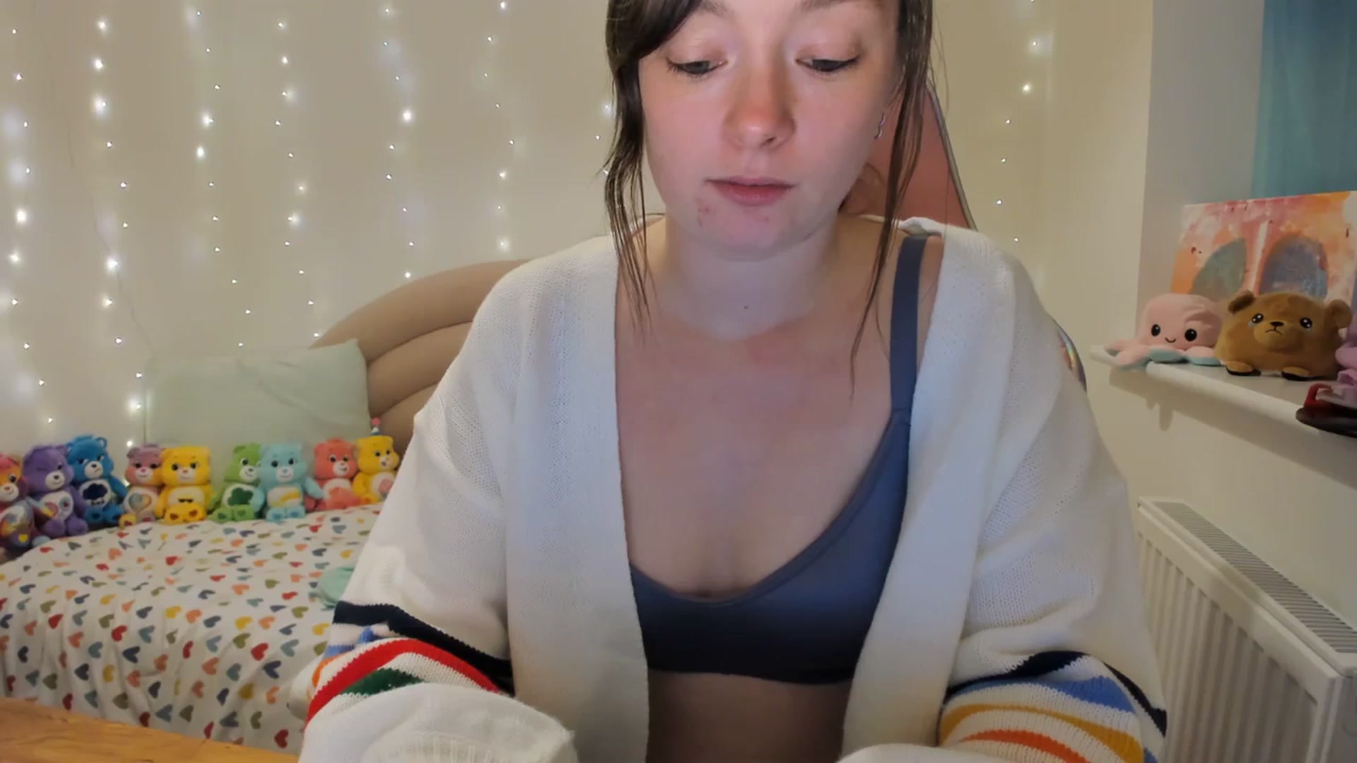 Gallery image thumbnail from JessieBear_'s myfreecams stream on, 11/02/2023, 18:04 image 5 of 20