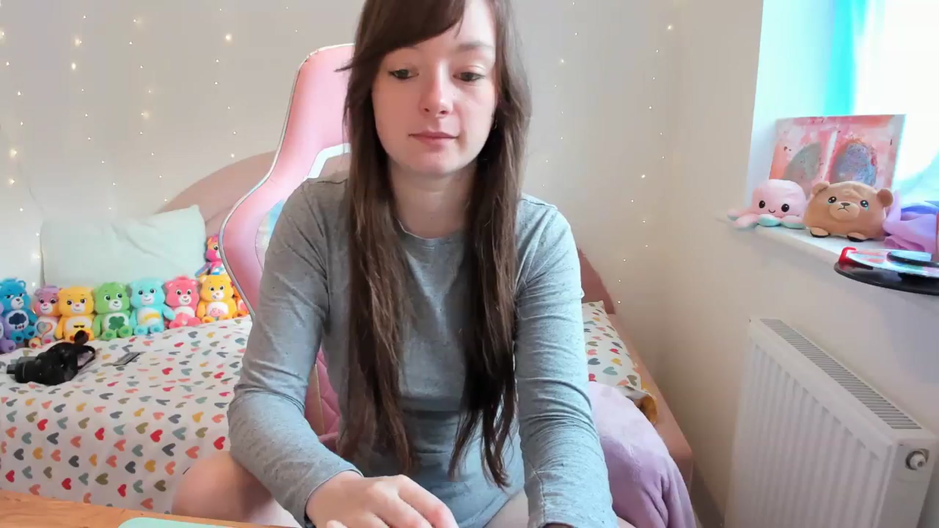 Gallery image thumbnail from JessieBear_'s myfreecams stream on, 11/09/2023, 09:58 image 4 of 20