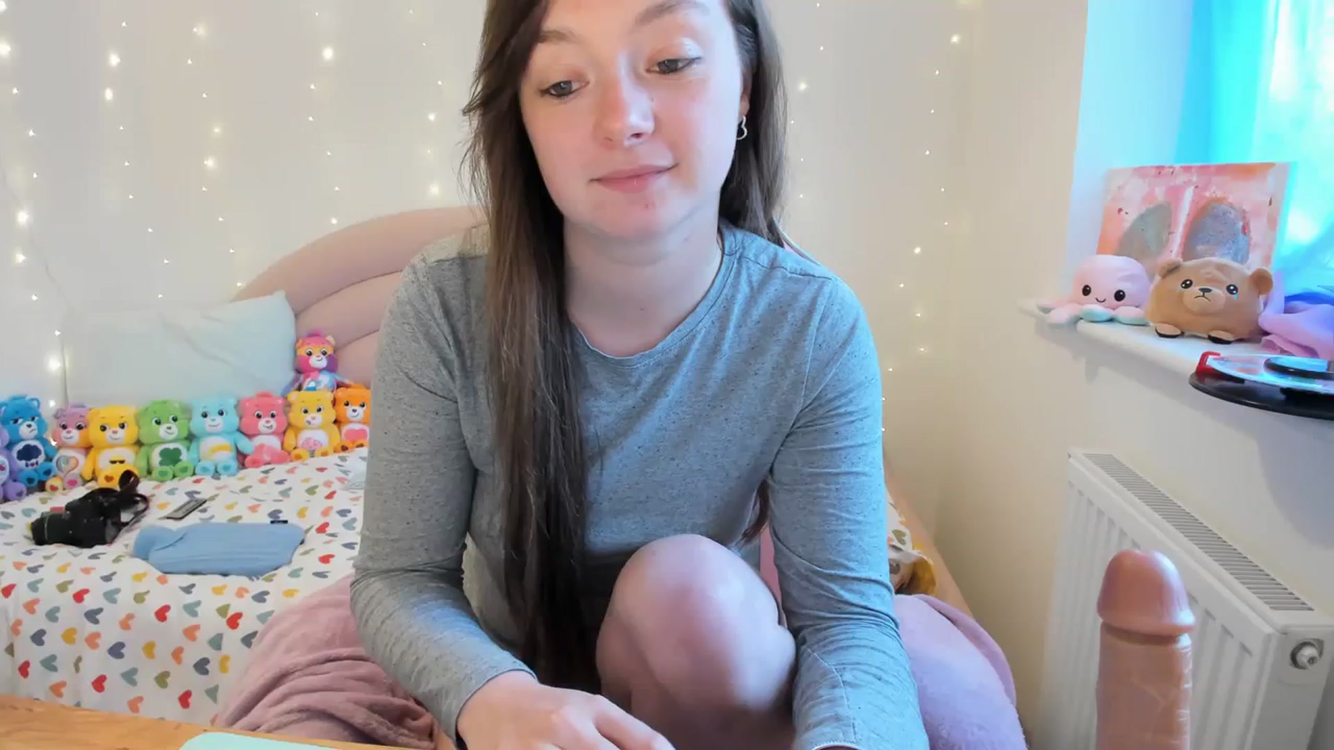 Gallery image thumbnail from JessieBear_'s myfreecams stream on, 11/09/2023, 15:41 image 15 of 20