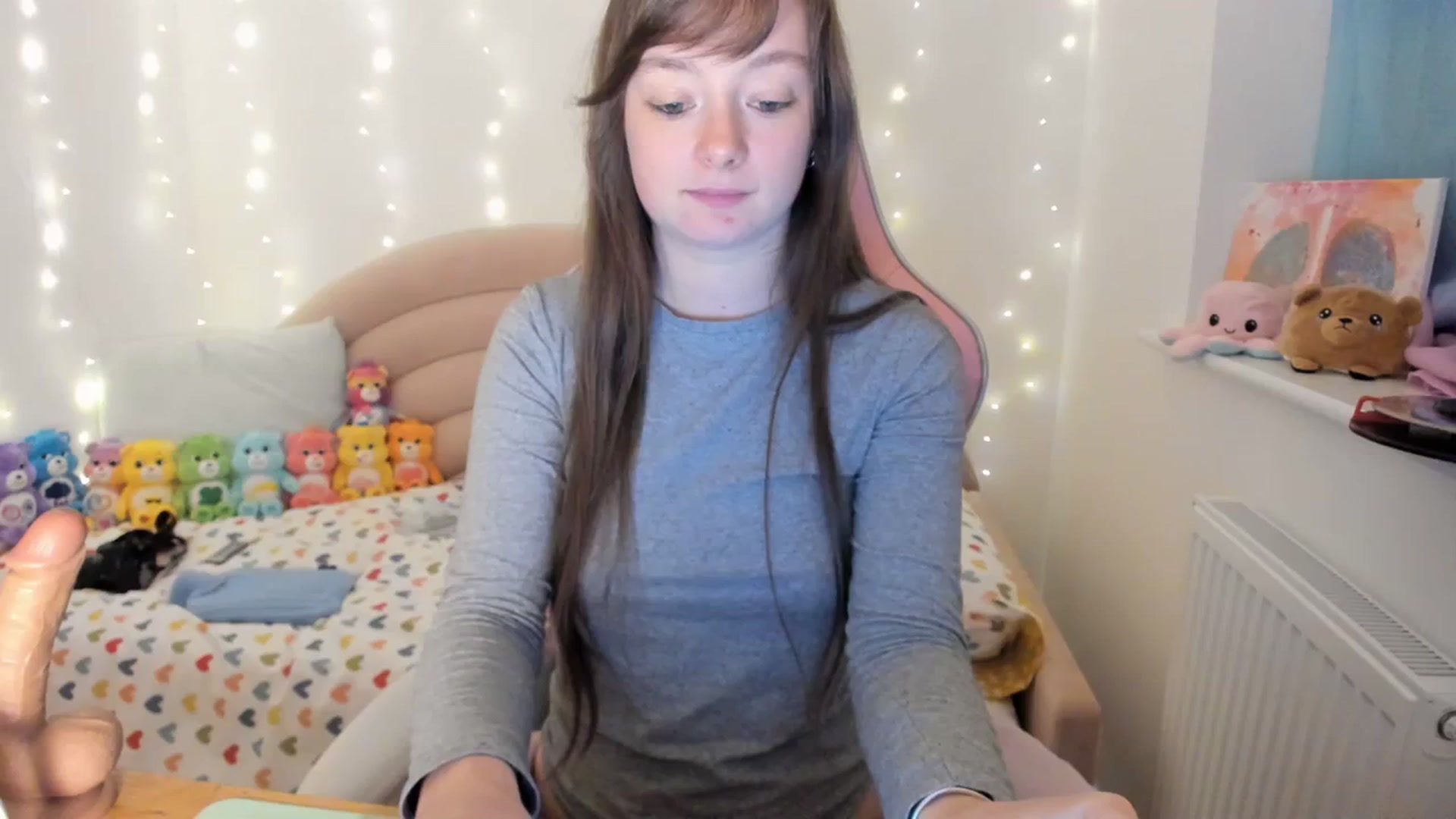 Gallery image thumbnail from JessieBear_'s myfreecams stream on, 11/09/2023, 18:28 image 9 of 20