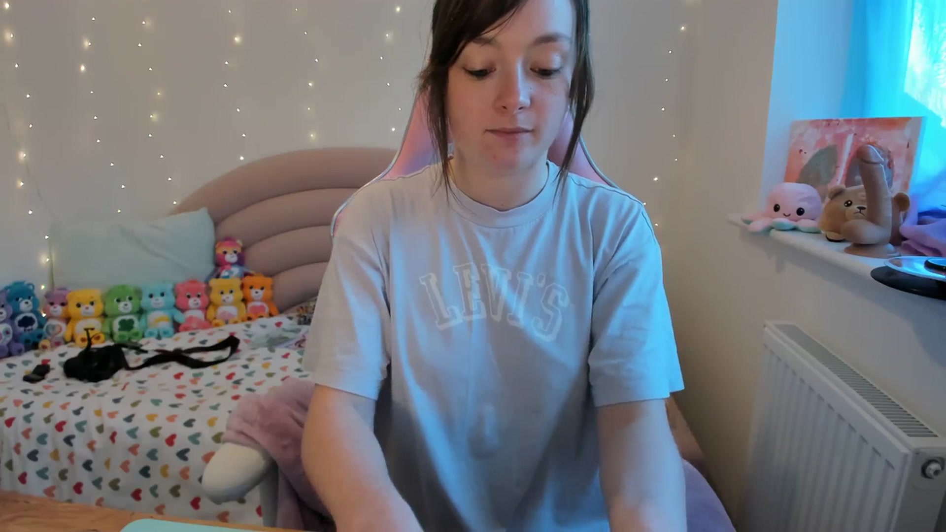 Gallery image thumbnail from JessieBear_'s myfreecams stream on, 11/10/2023, 16:28 image 9 of 20