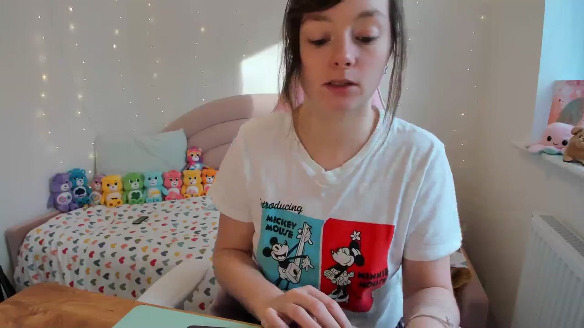 Gallery image thumbnail from JessieBear_'s myfreecams stream on, 11/18/2023, 12:21 image 4 of 20