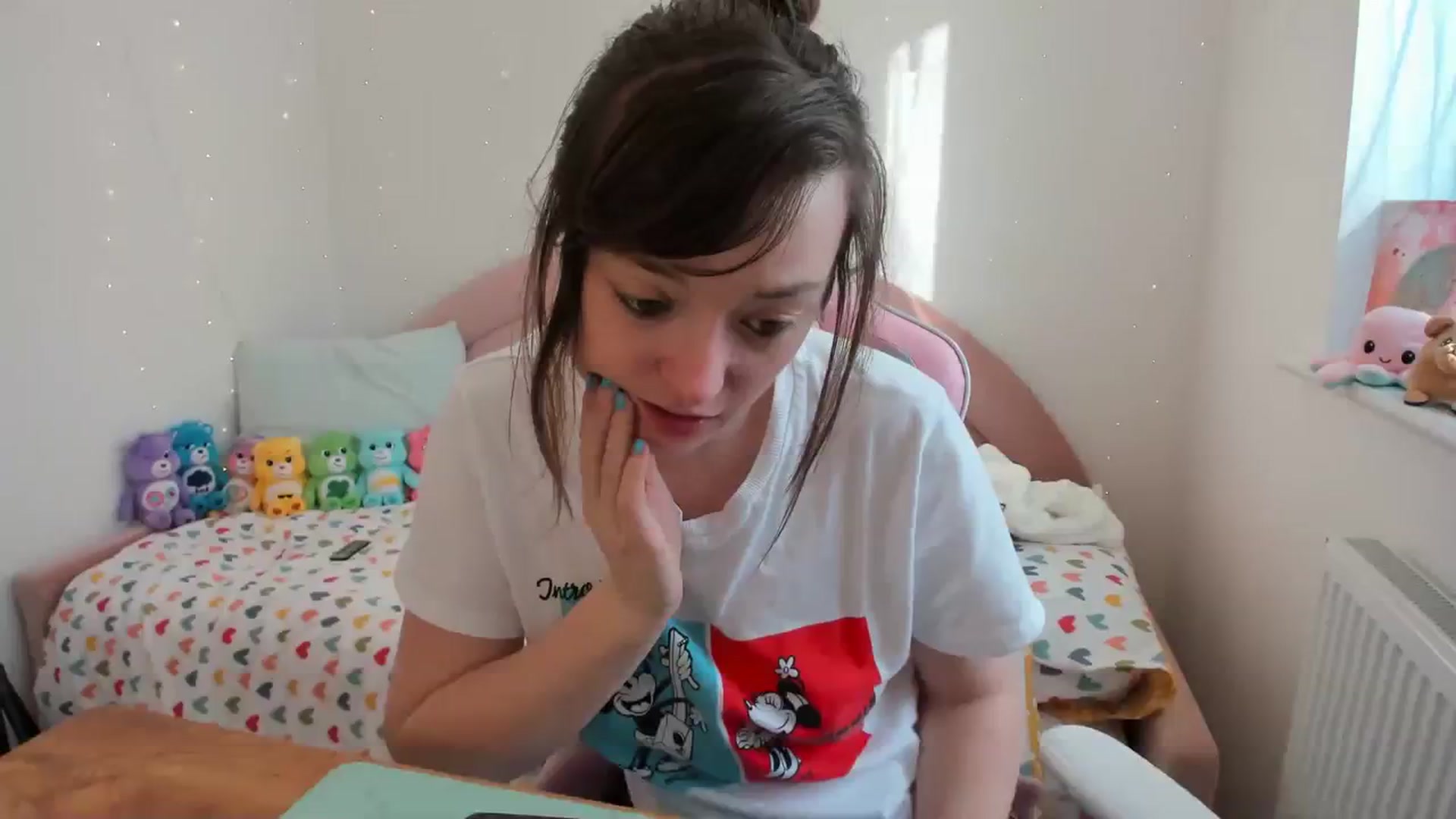 Gallery image thumbnail from JessieBear_'s myfreecams stream on, 11/18/2023, 12:21 image 7 of 20