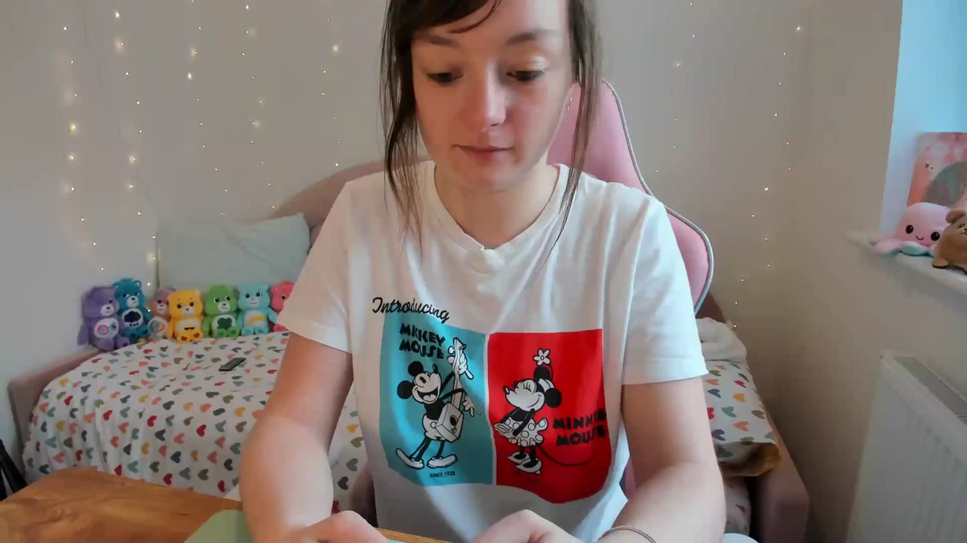 Gallery image thumbnail from JessieBear_'s myfreecams stream on, 11/18/2023, 12:21 image 9 of 20