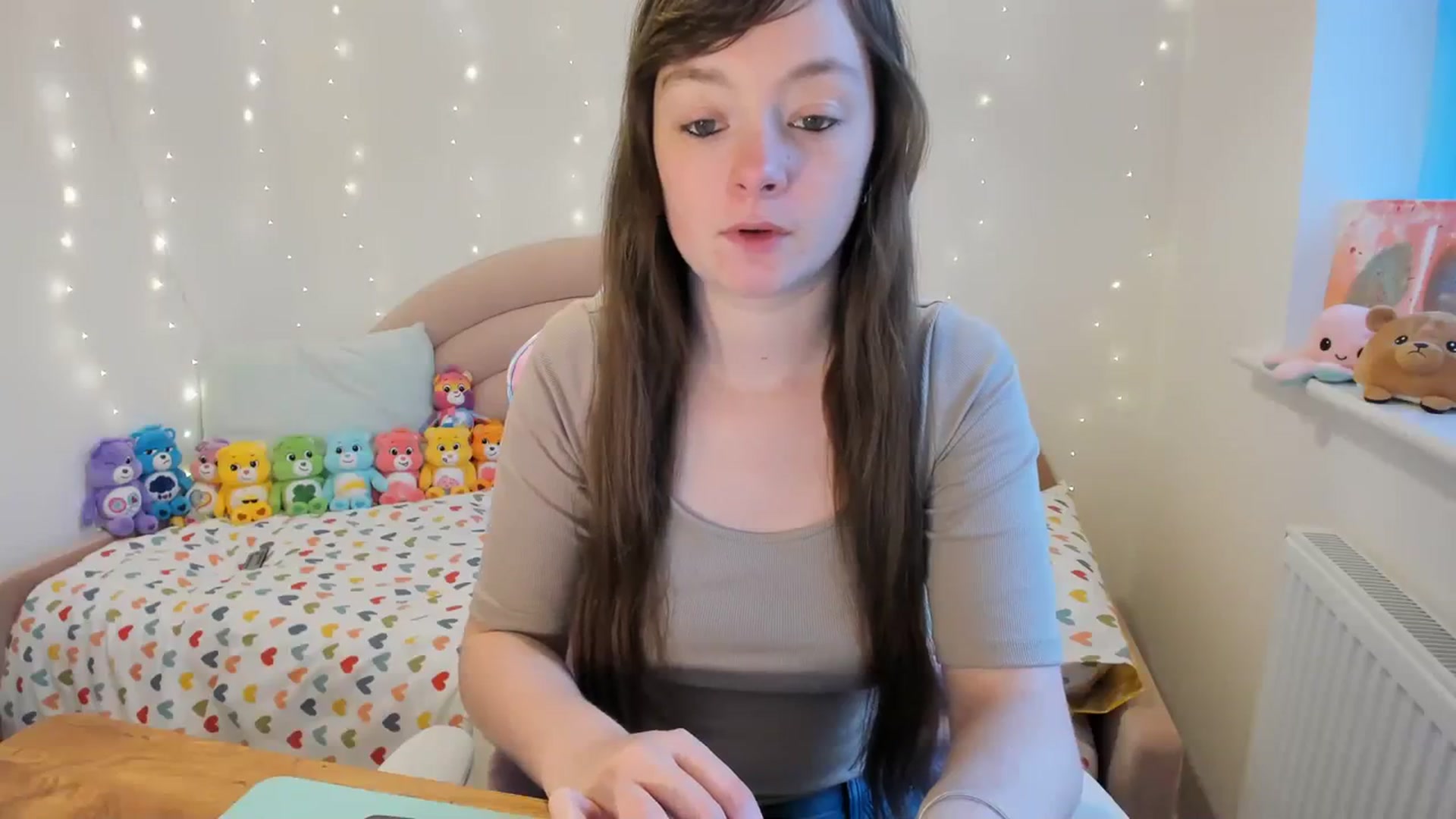 Gallery image thumbnail from JessieBear_'s myfreecams stream on, 11/20/2023, 15:05 image 5 of 20