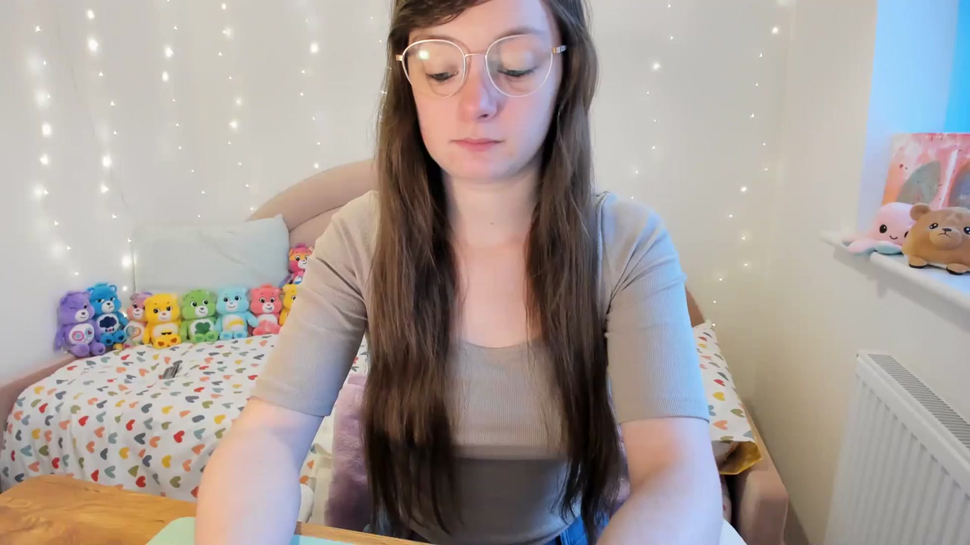 Gallery image thumbnail from JessieBear_'s myfreecams stream on, 11/20/2023, 15:05 image 7 of 20