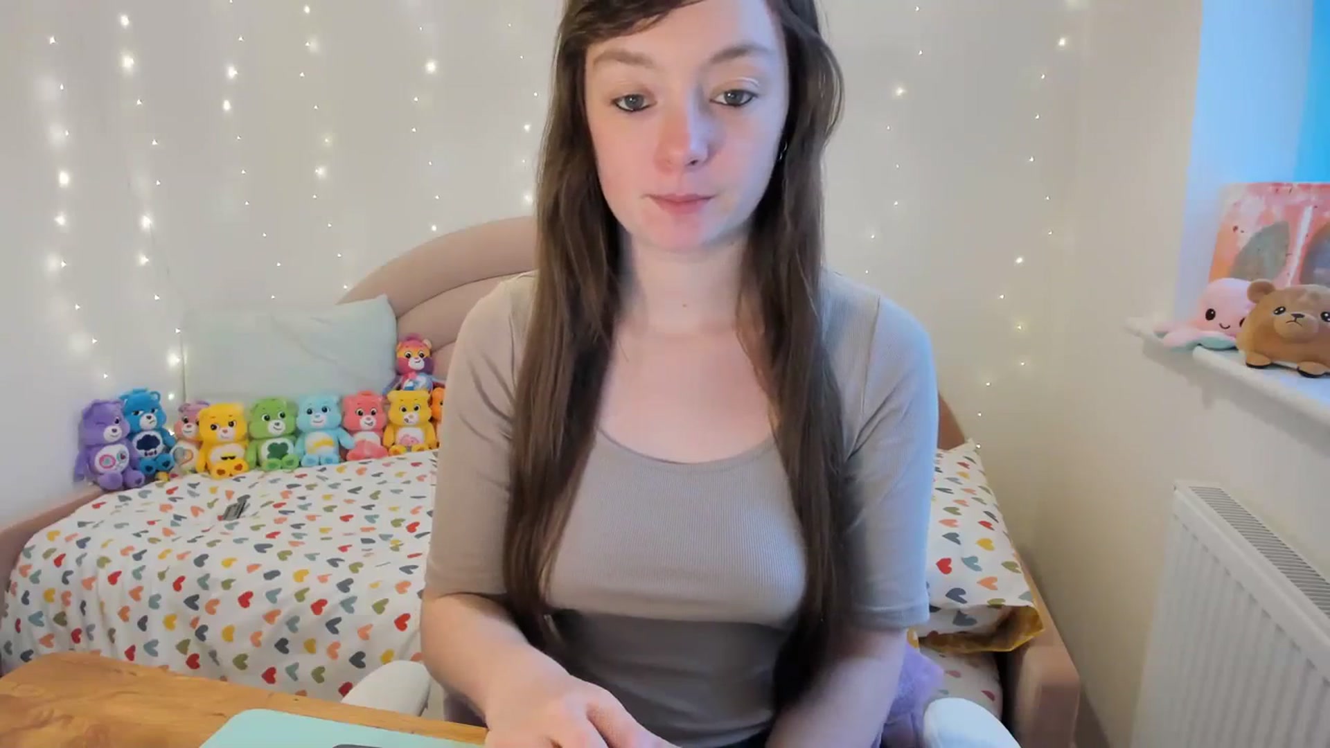 Gallery image thumbnail from JessieBear_'s myfreecams stream on, 11/20/2023, 15:05 image 3 of 20