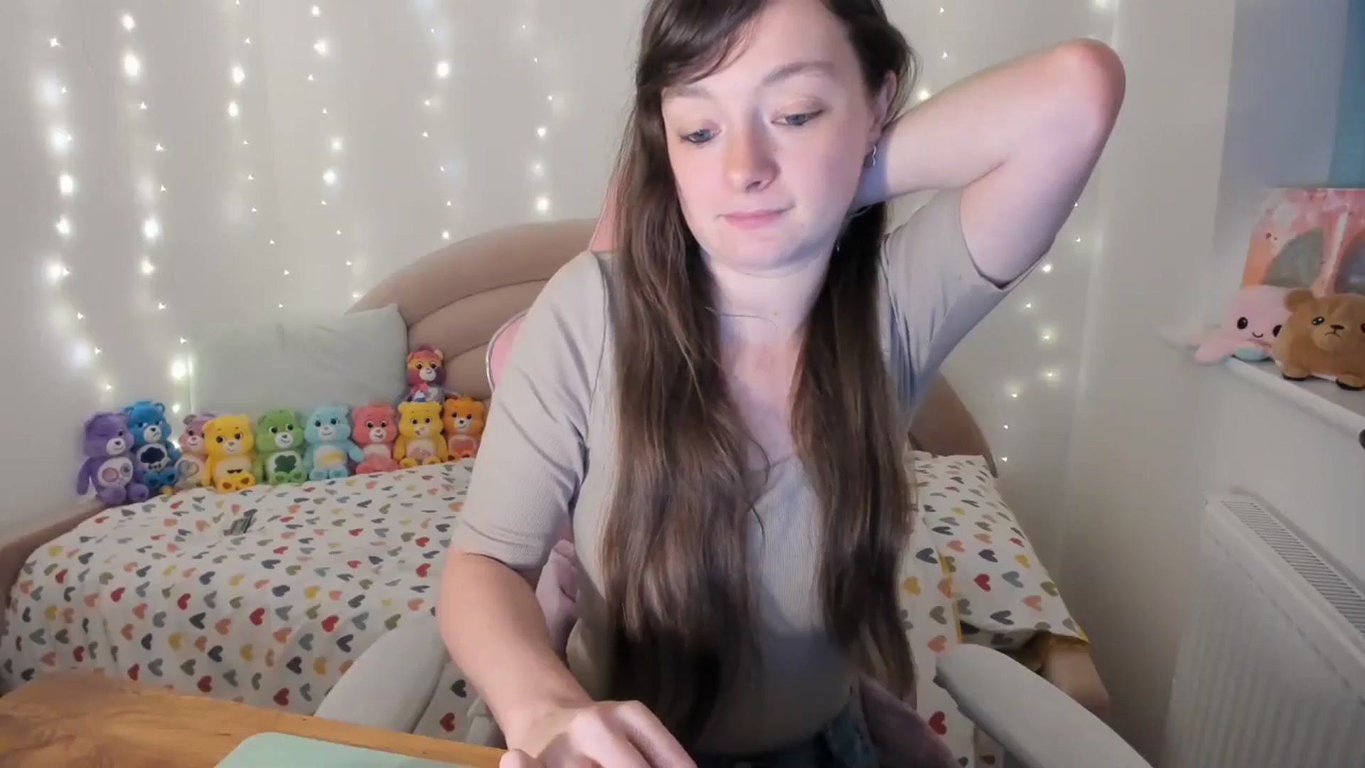 Gallery image thumbnail from JessieBear_'s myfreecams stream on, 11/20/2023, 18:04 image 20 of 20