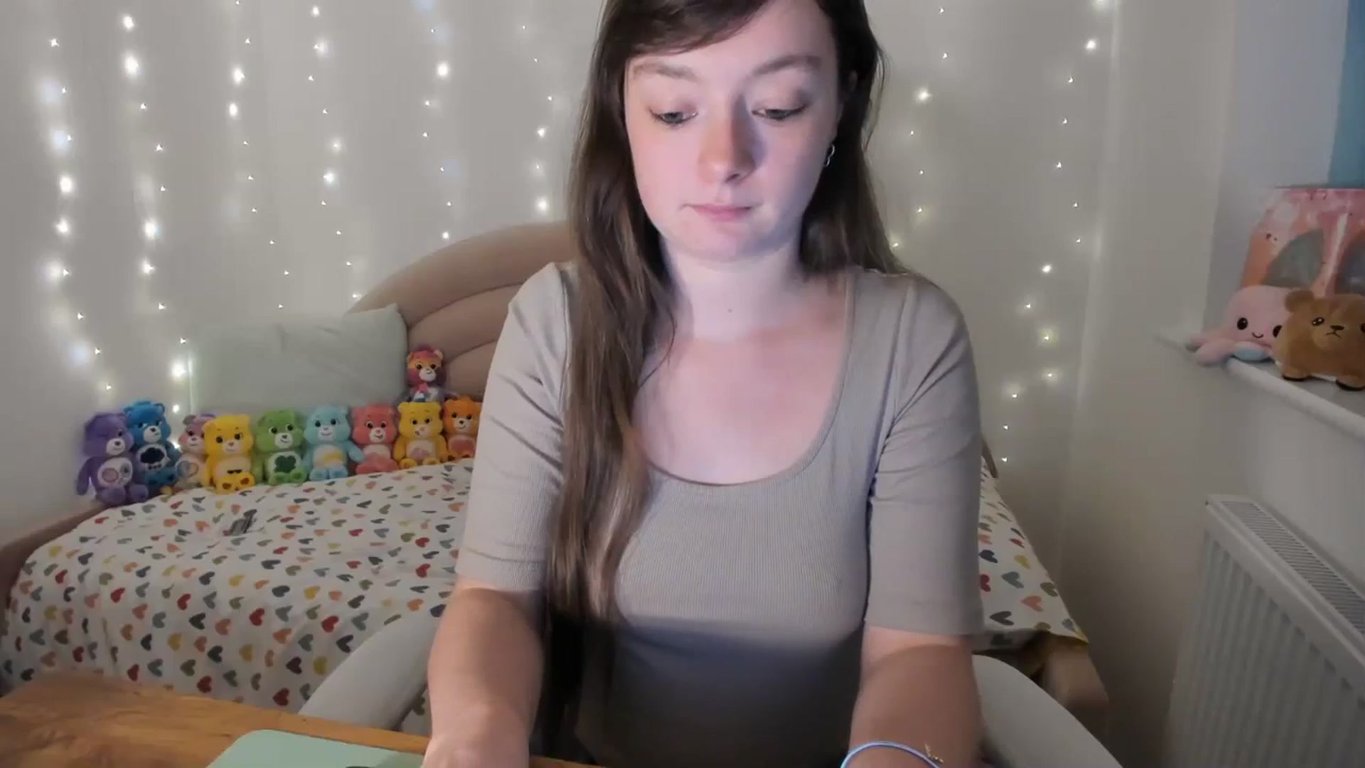 Gallery image thumbnail from JessieBear_'s myfreecams stream on, 11/20/2023, 18:04 image 5 of 20