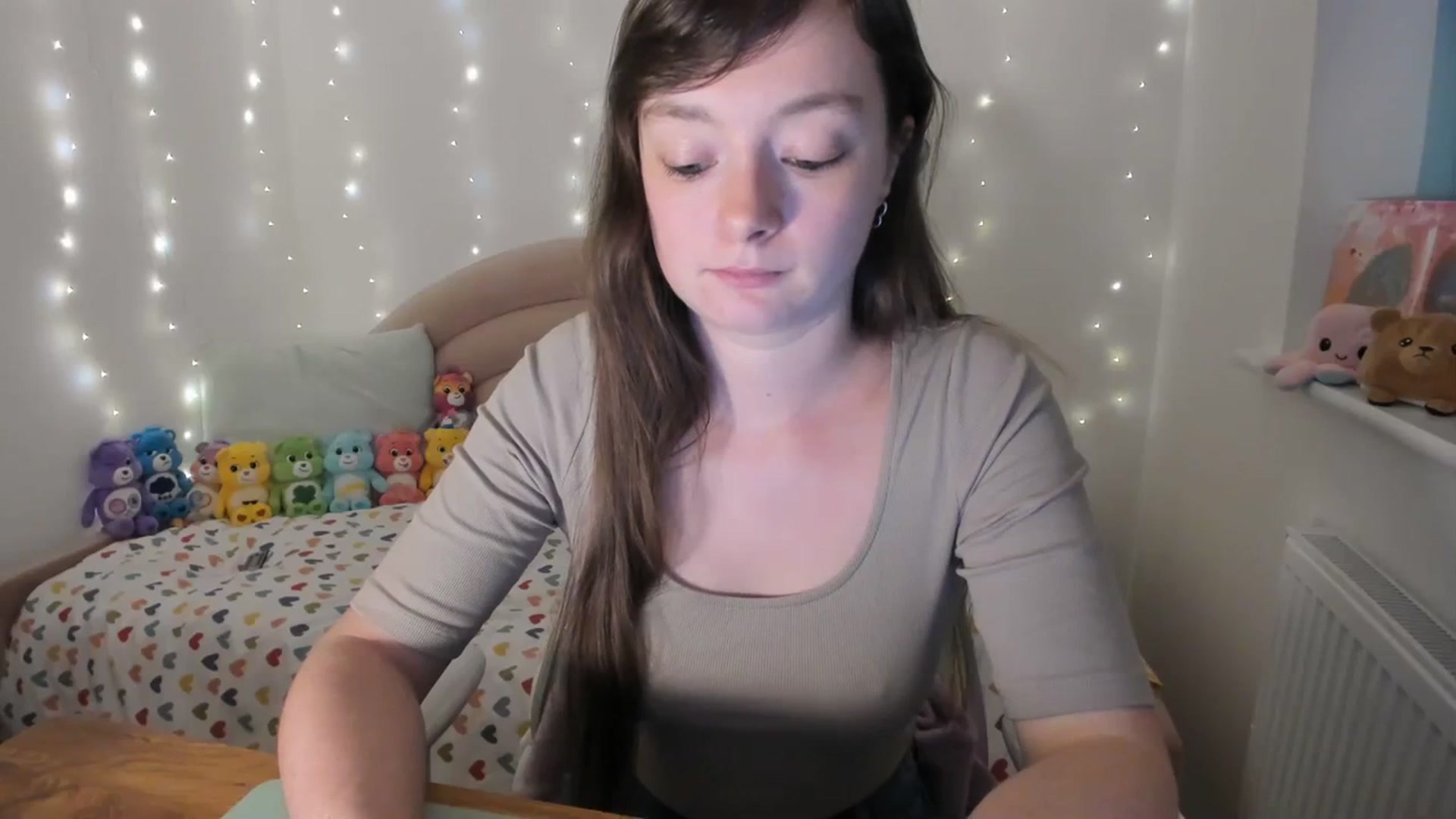 Gallery image thumbnail from JessieBear_'s myfreecams stream on, 11/20/2023, 18:04 image 3 of 20