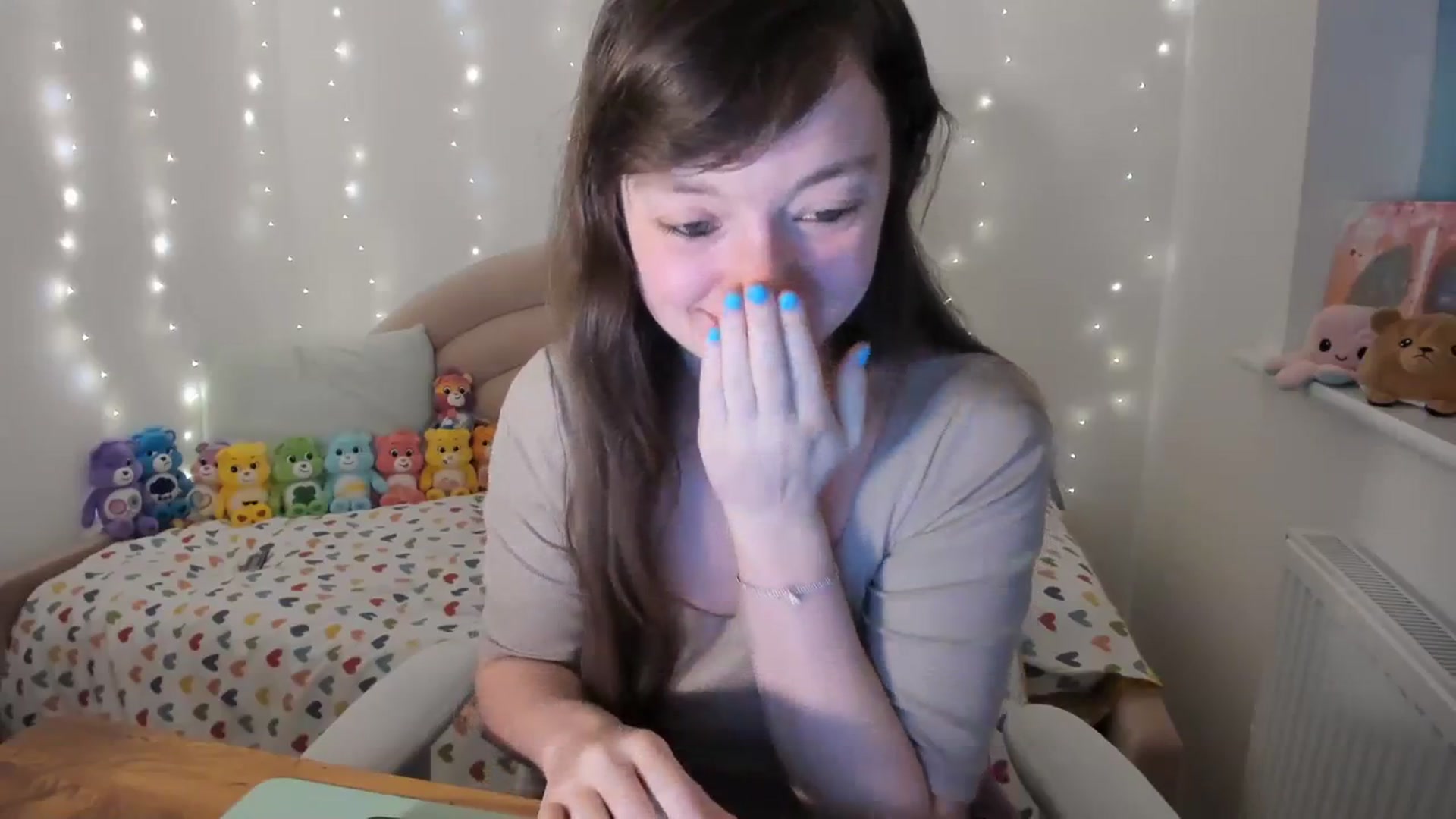 Gallery image thumbnail from JessieBear_'s myfreecams stream on, 11/20/2023, 18:04 image 7 of 20