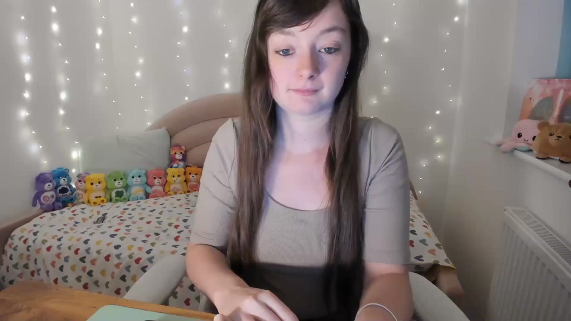 Gallery image thumbnail from JessieBear_'s myfreecams stream on, 11/20/2023, 18:04 image 10 of 20