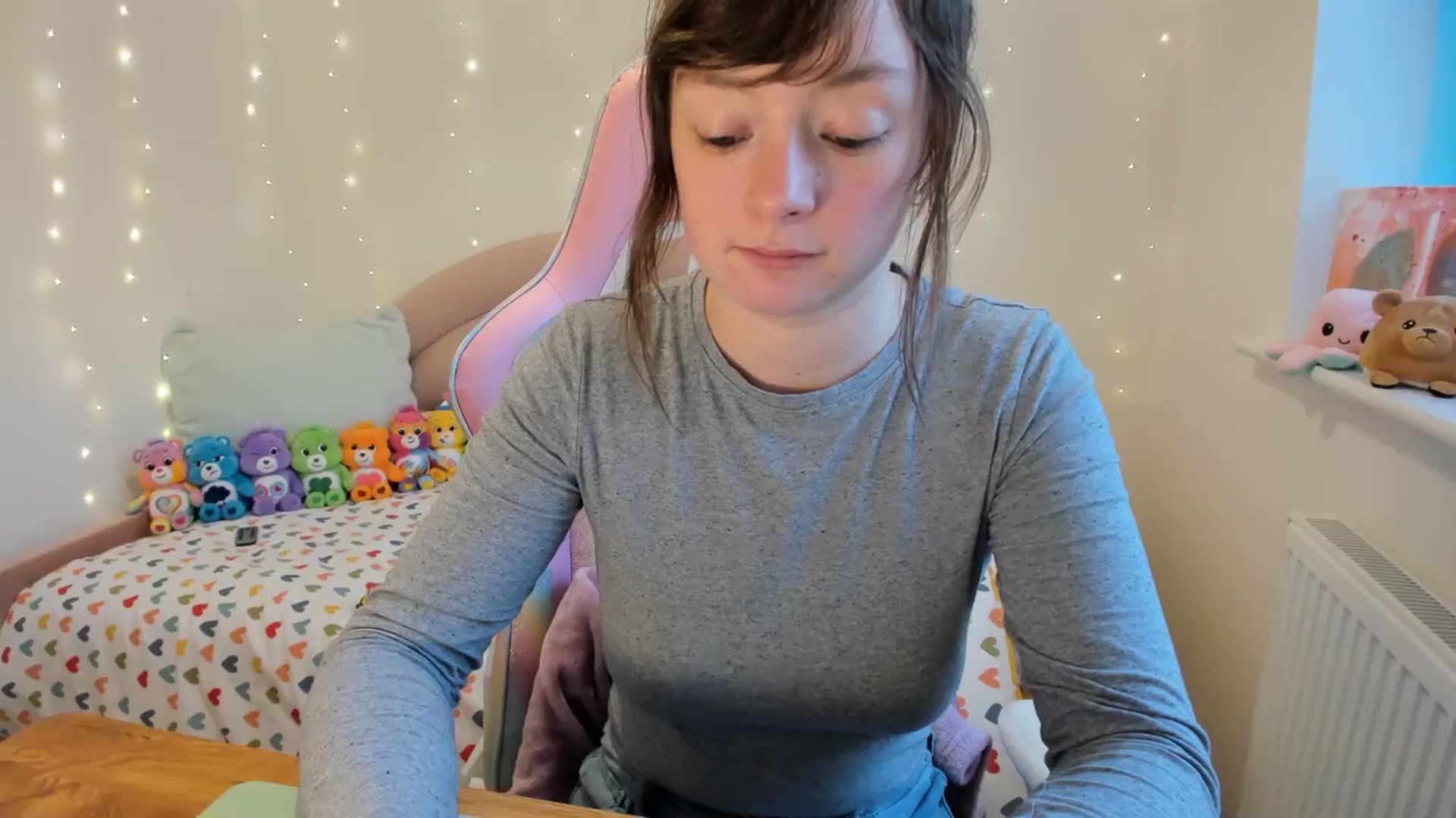 Gallery image thumbnail from JessieBear_'s myfreecams stream on, 11/21/2023, 17:05 image 11 of 20