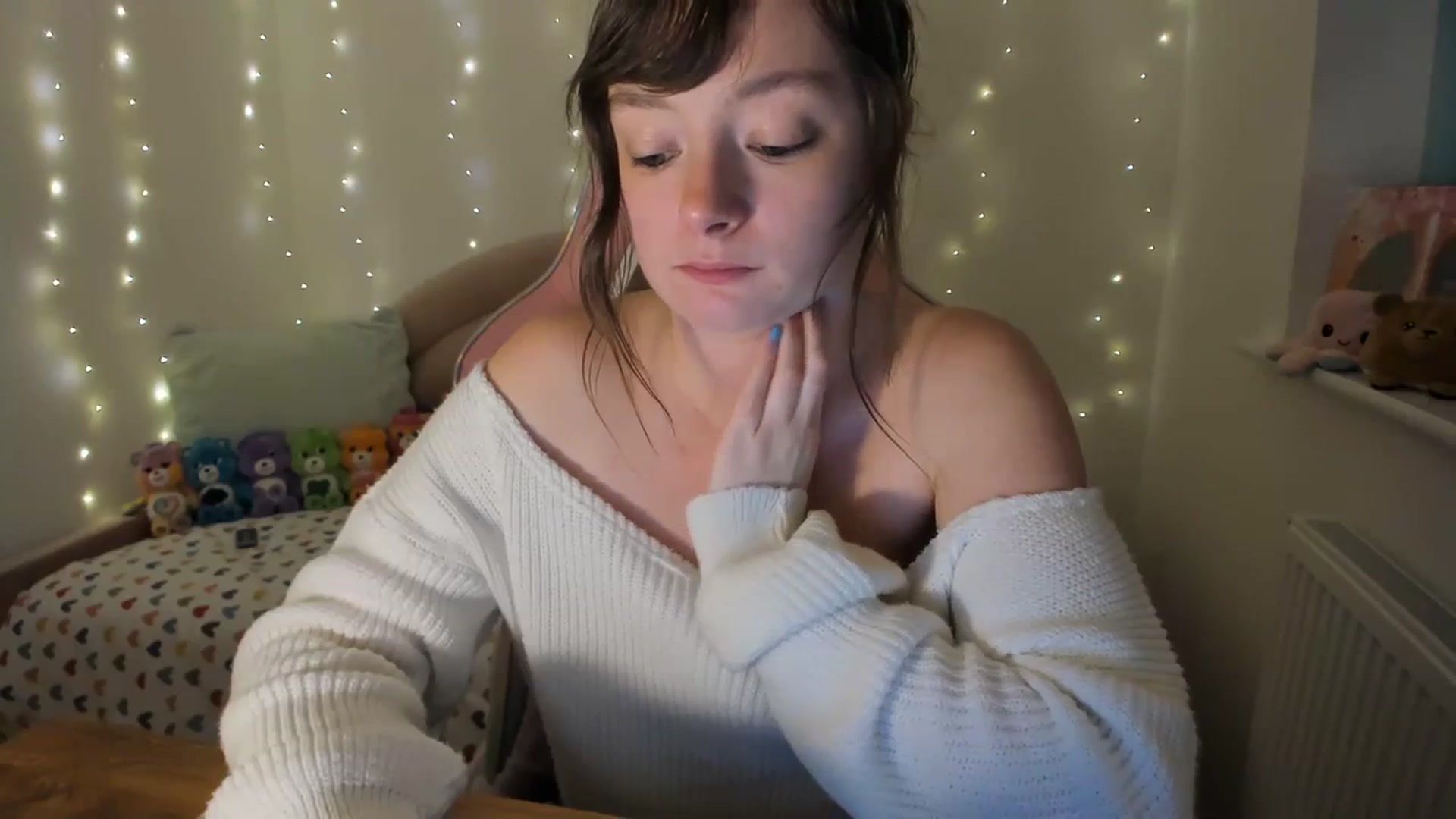 Gallery image thumbnail from JessieBear_'s myfreecams stream on, 11/21/2023, 20:07 image 16 of 20