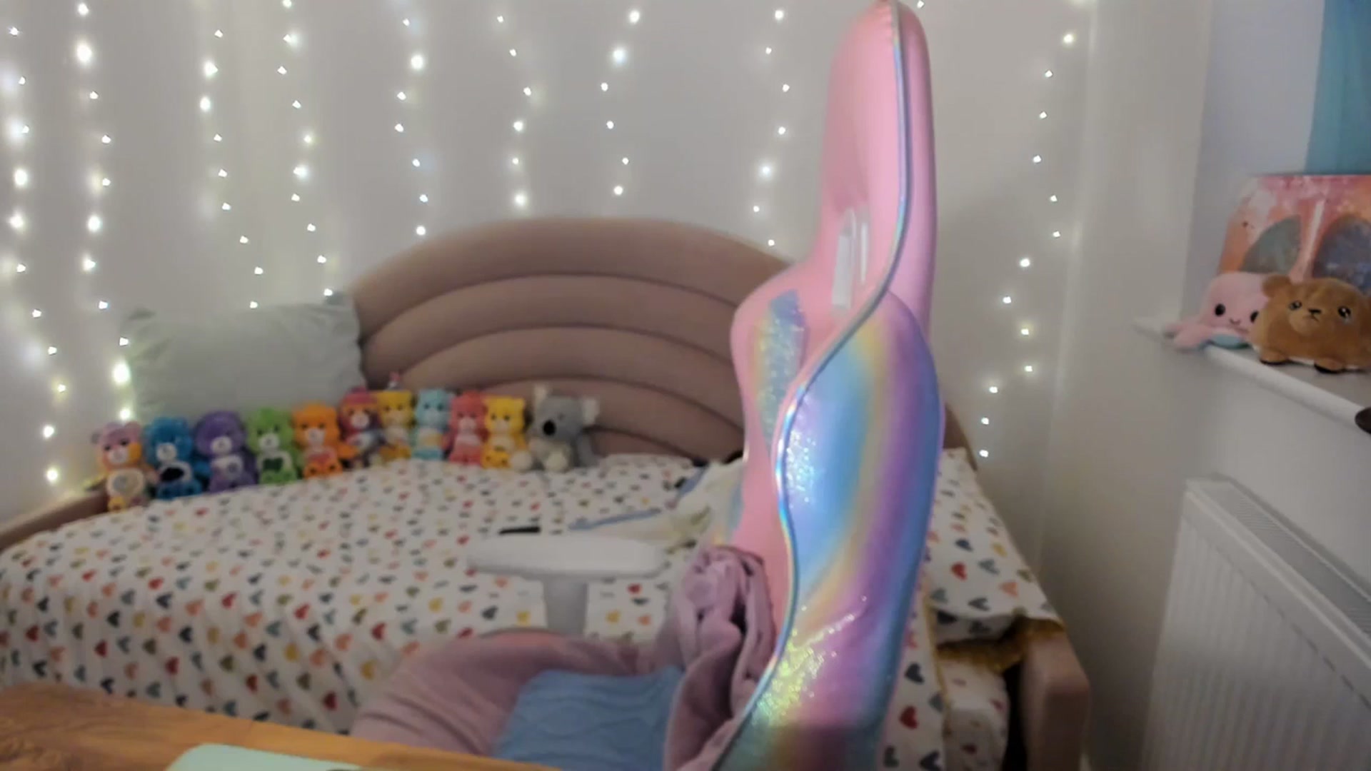 Gallery image thumbnail from JessieBear_'s myfreecams stream on, 11/23/2023, 18:16 image 9 of 20