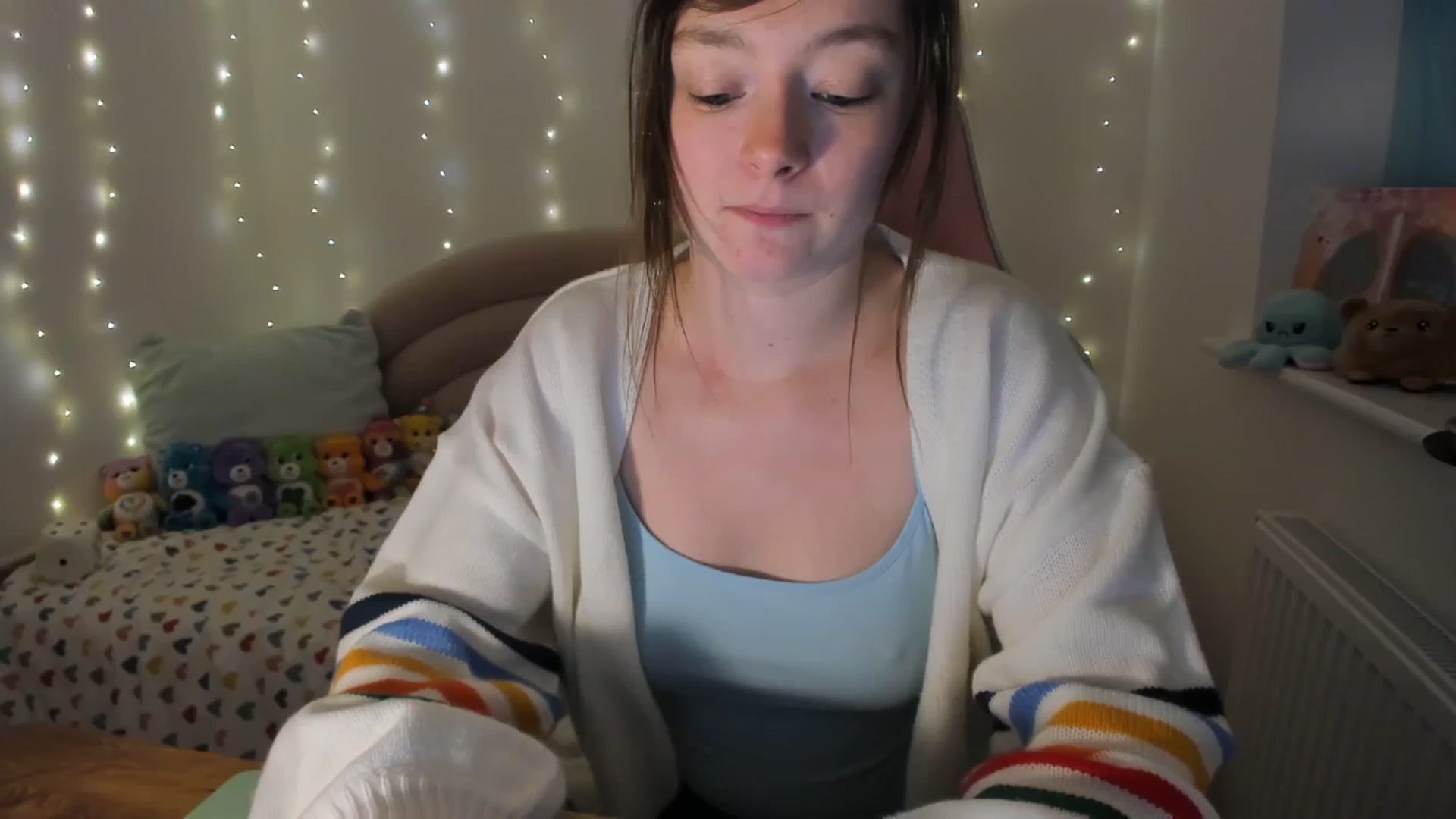 Gallery image thumbnail from JessieBear_'s myfreecams stream on, 11/28/2023, 16:51 image 18 of 20