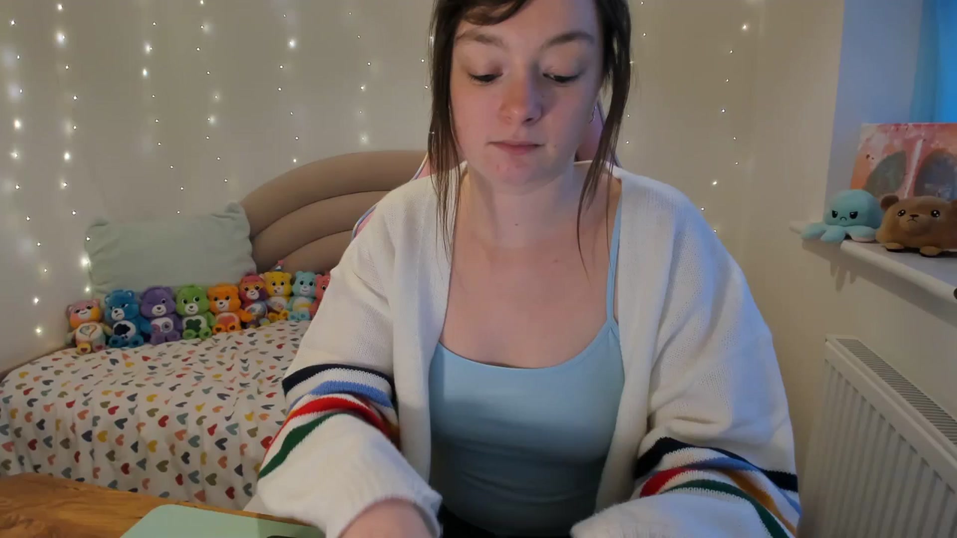 Gallery image thumbnail from JessieBear_'s myfreecams stream on, 11/28/2023, 16:51 image 12 of 20