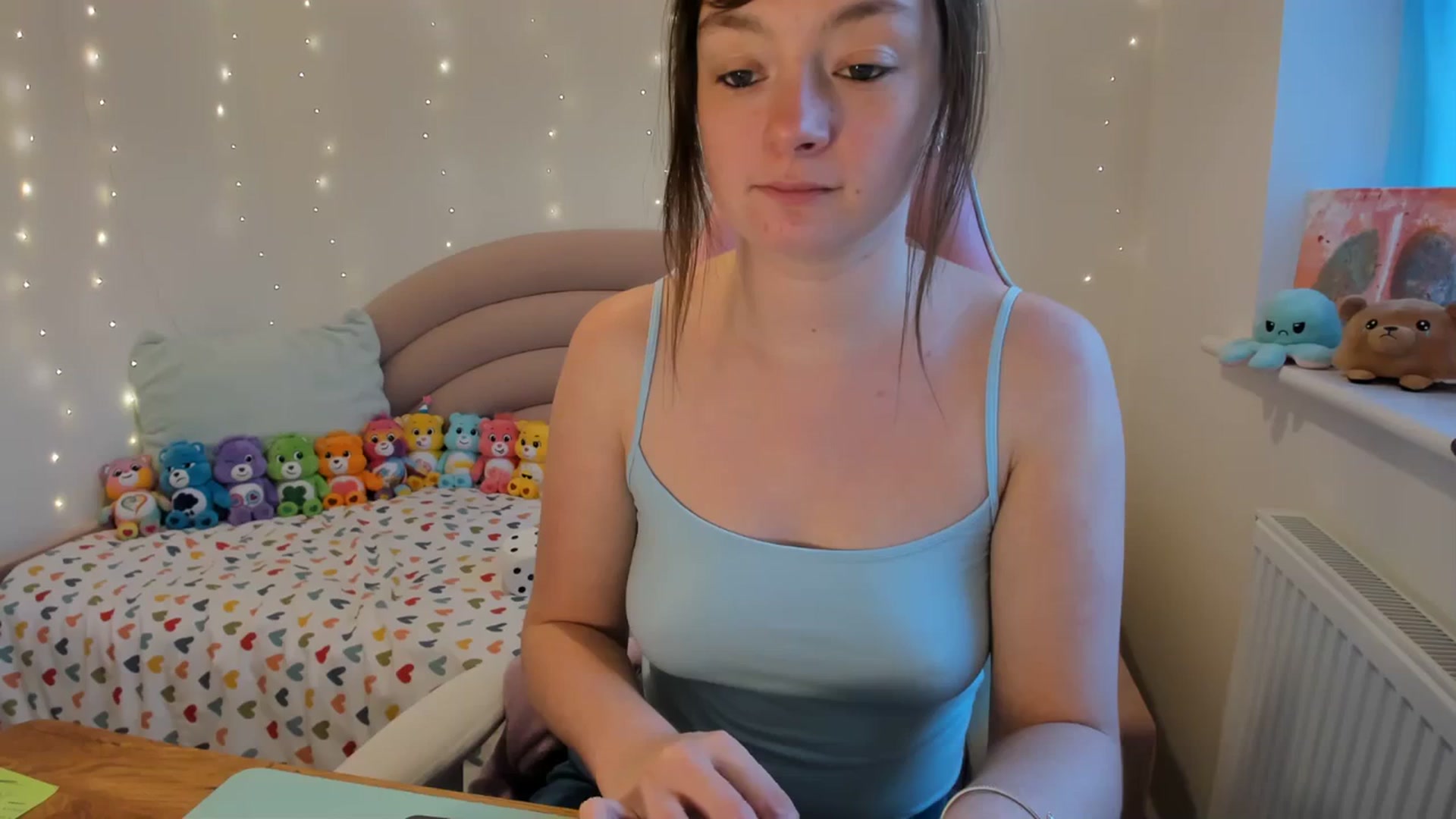 Gallery image thumbnail from JessieBear_'s myfreecams stream on, 11/28/2023, 16:51 image 6 of 20