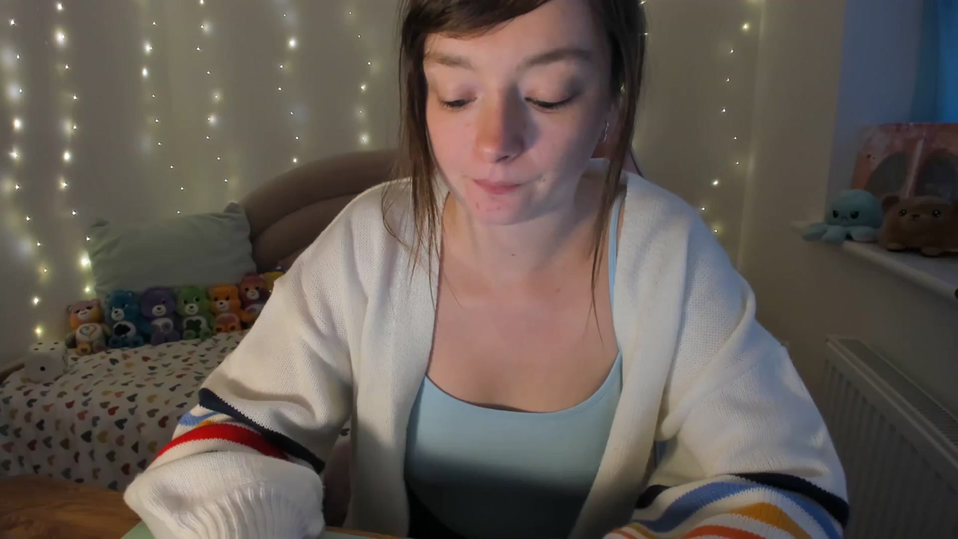 Gallery image thumbnail from JessieBear_'s myfreecams stream on, 11/28/2023, 16:51 image 14 of 20