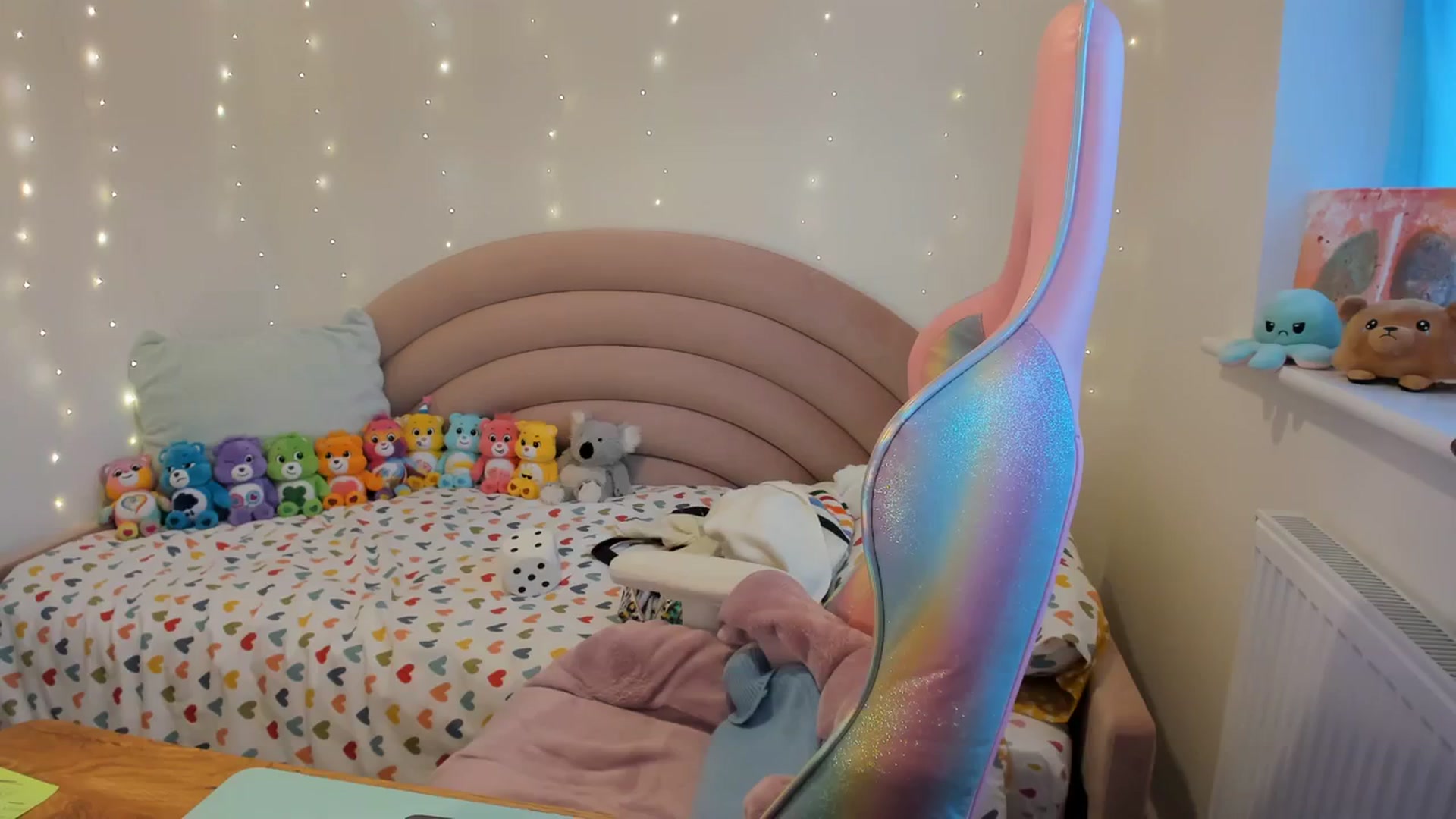 Gallery image thumbnail from JessieBear_'s myfreecams stream on, 11/28/2023, 16:51 image 7 of 20
