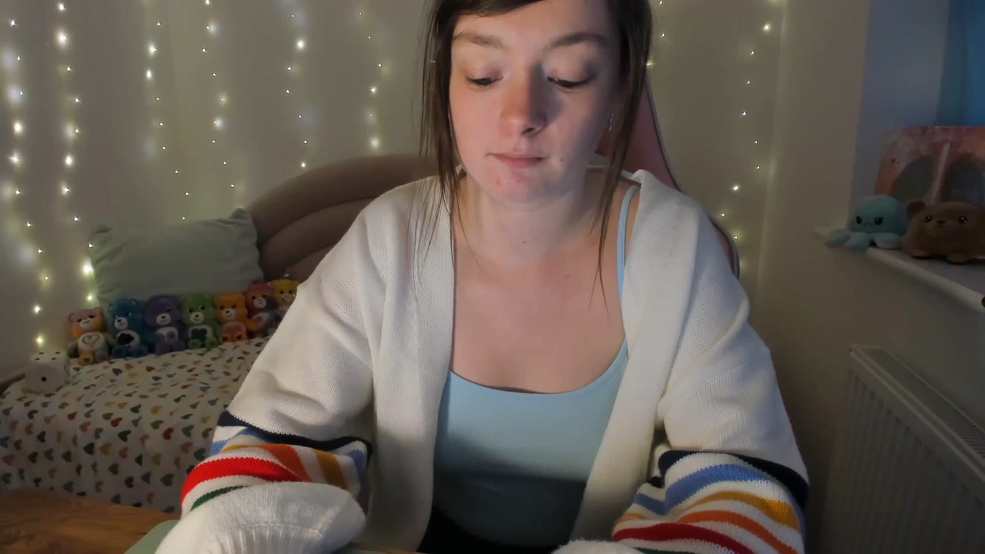 Gallery image thumbnail from JessieBear_'s myfreecams stream on, 11/28/2023, 16:51 image 15 of 20