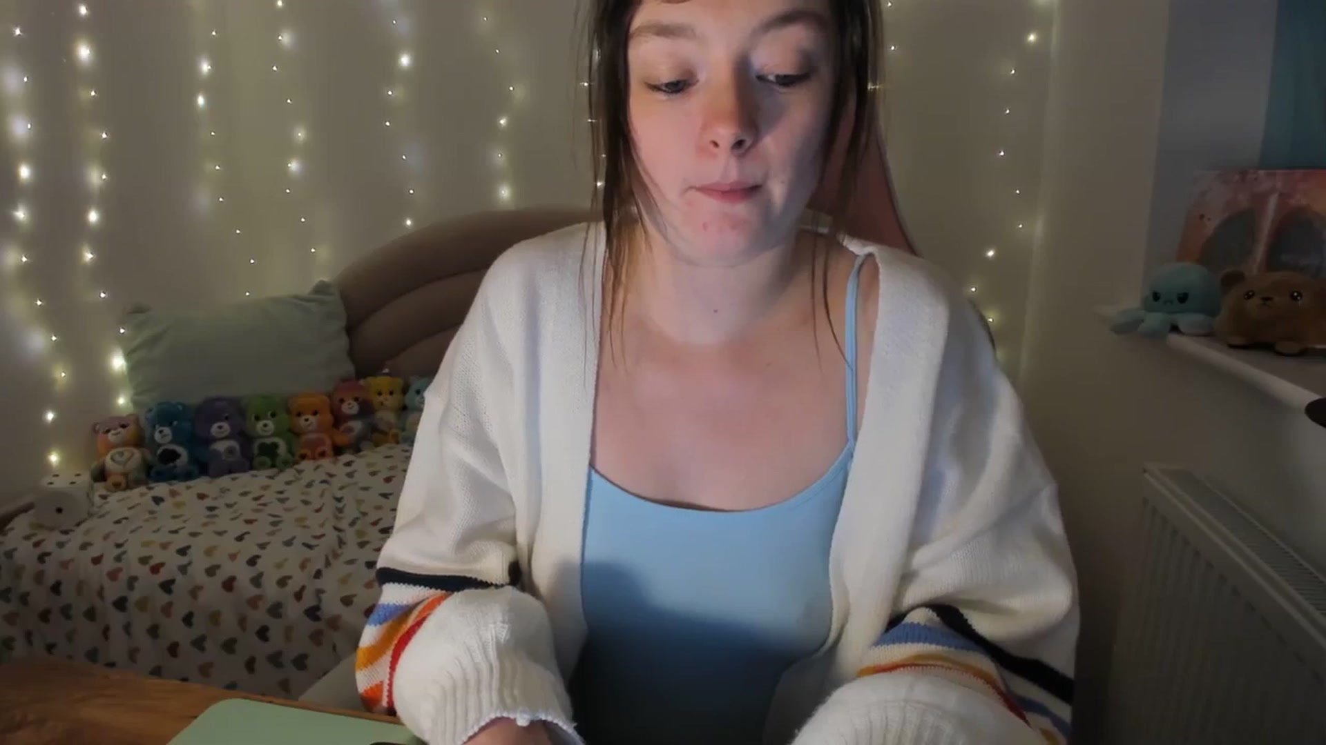Gallery image thumbnail from JessieBear_'s myfreecams stream on, 11/28/2023, 18:03 image 19 of 20