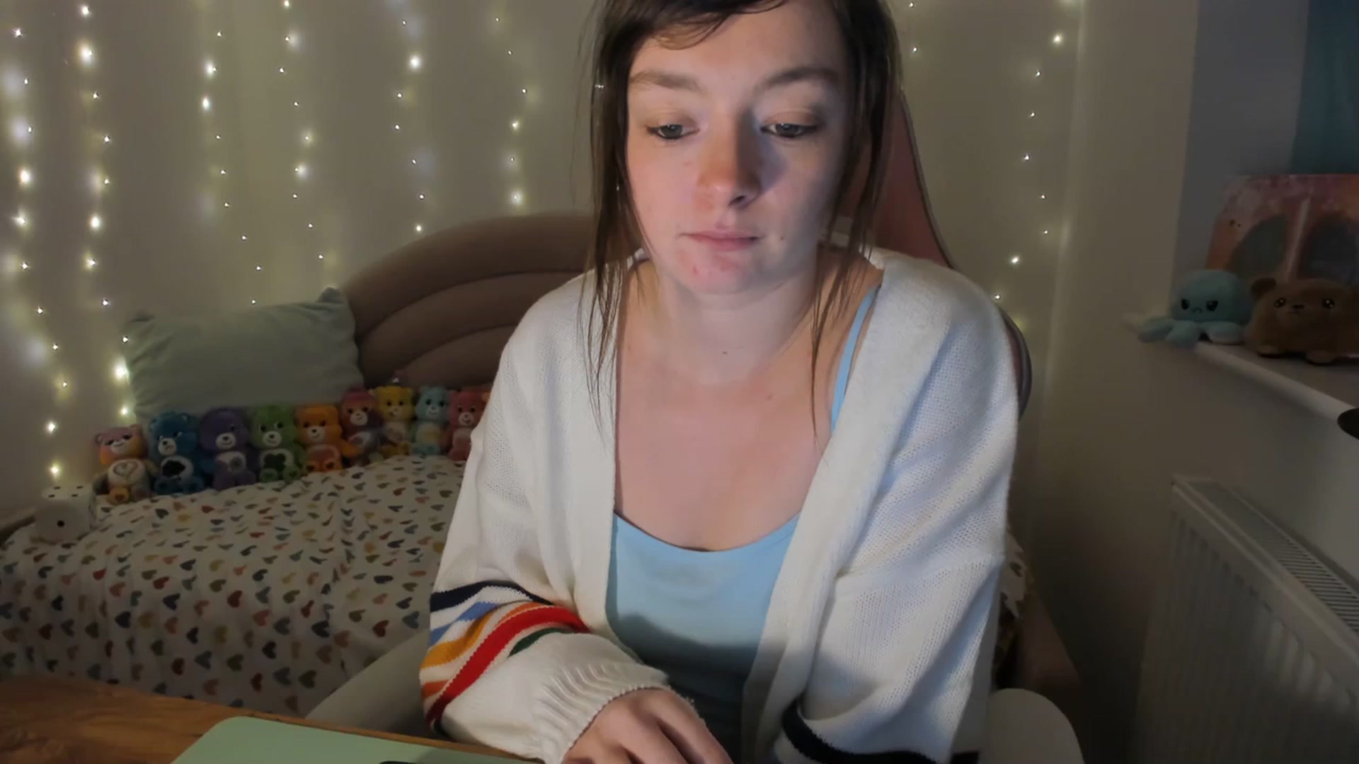 Gallery image thumbnail from JessieBear_'s myfreecams stream on, 11/28/2023, 18:03 image 18 of 20