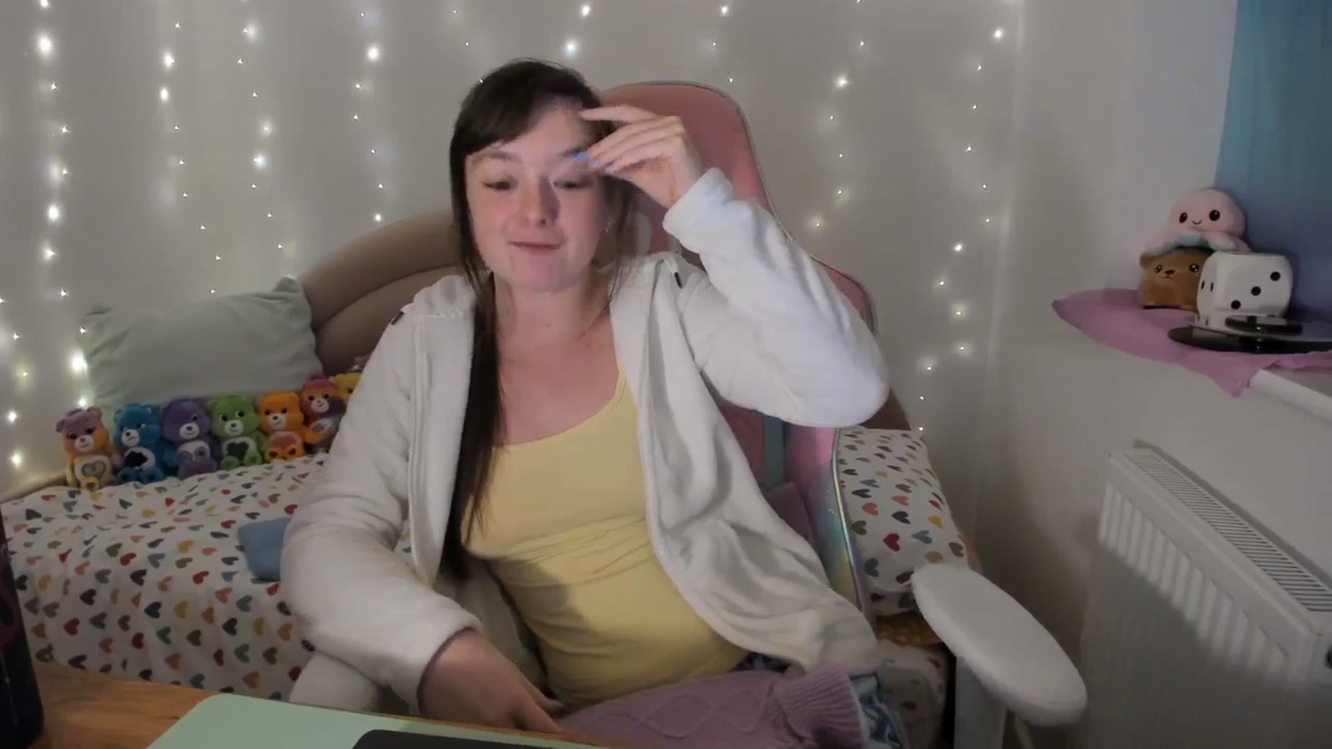 Gallery image thumbnail from JessieBear_'s myfreecams stream on, 12/05/2023, 18:12 image 19 of 20