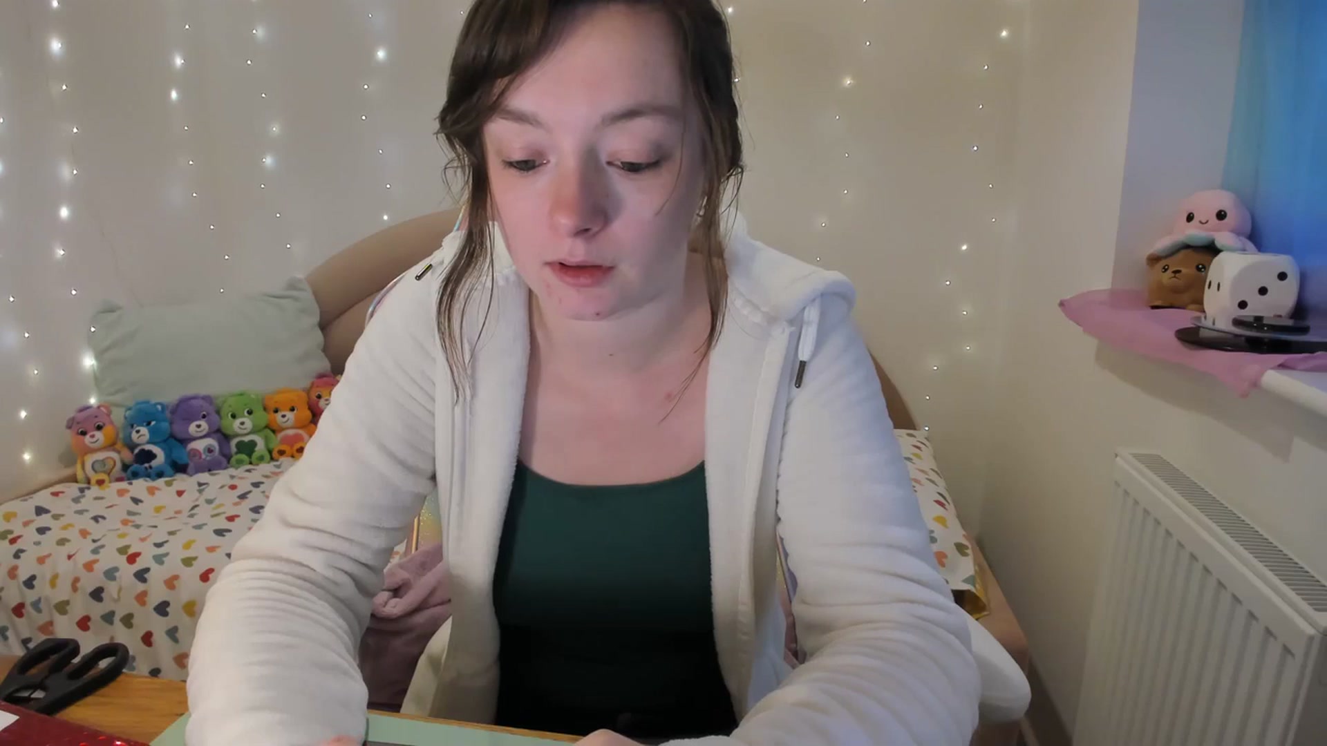 Gallery image thumbnail from JessieBear_'s myfreecams stream on, 12/07/2023, 15:57 image 2 of 20