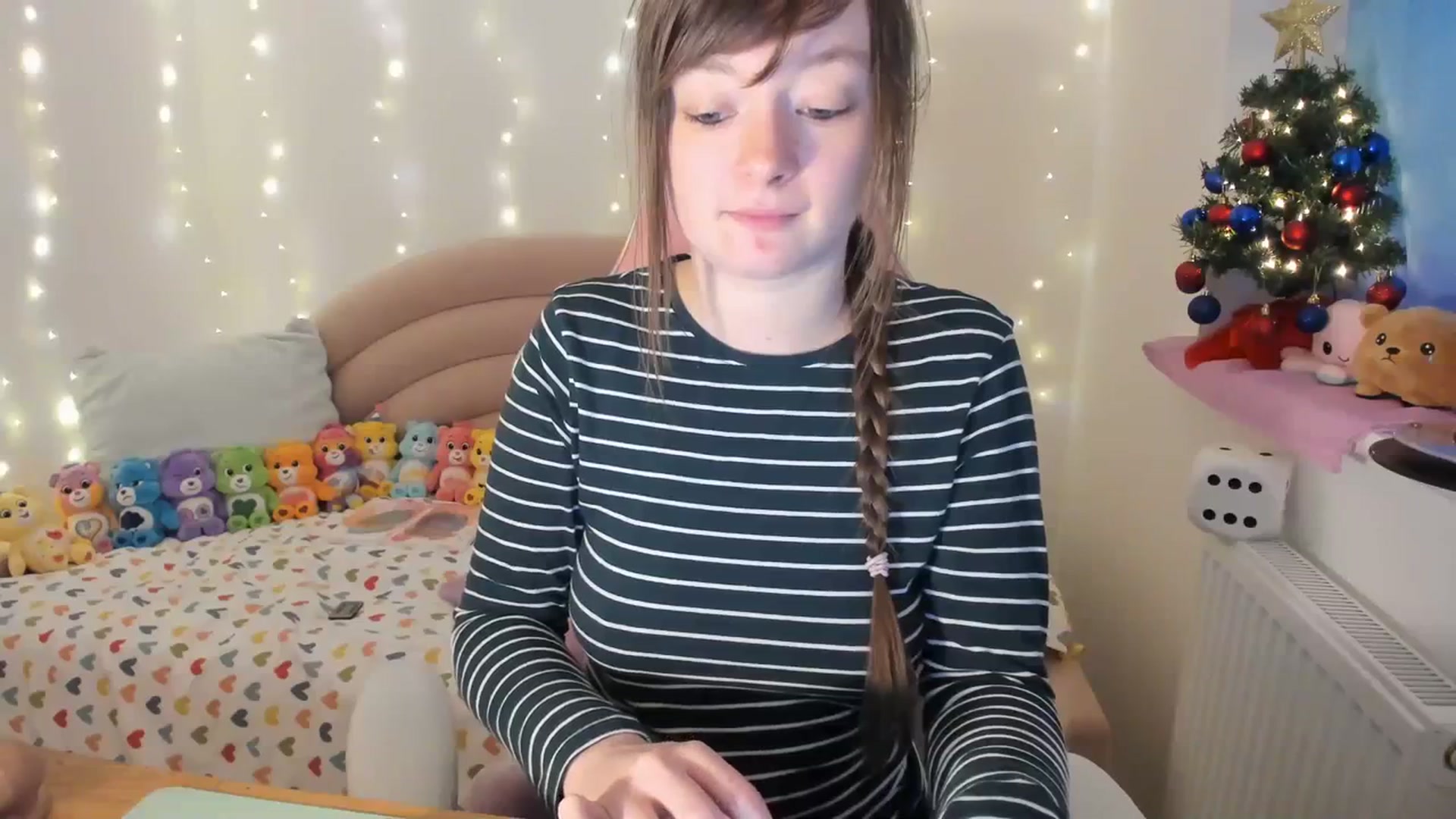 Gallery image thumbnail from JessieBear_'s myfreecams stream on, 12/12/2023, 17:00 image 15 of 20