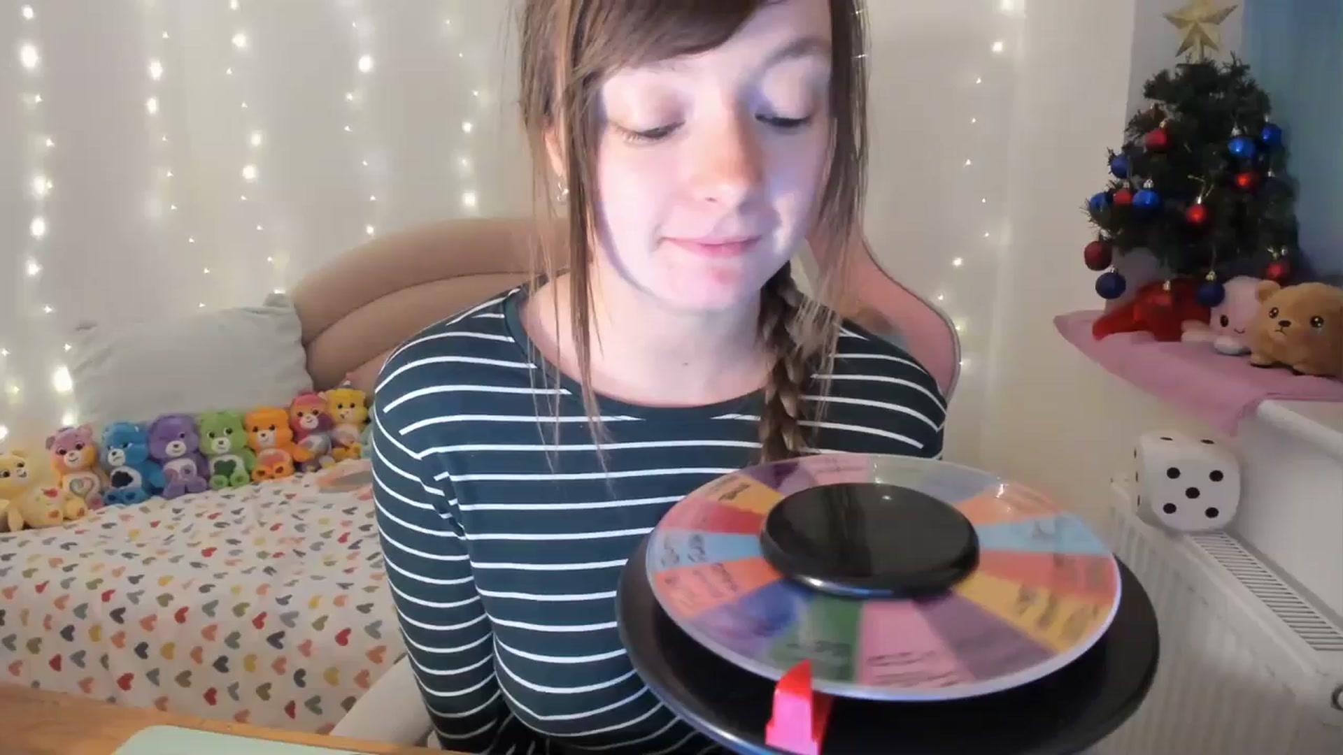 Gallery image thumbnail from JessieBear_'s myfreecams stream on, 12/12/2023, 17:59 image 9 of 20