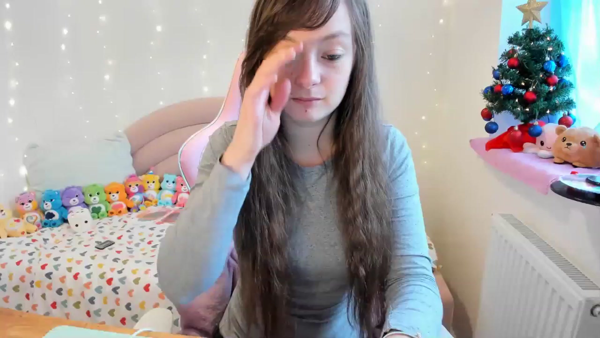 Gallery image thumbnail from JessieBear_'s myfreecams stream on, 12/15/2023, 14:12 image 15 of 20