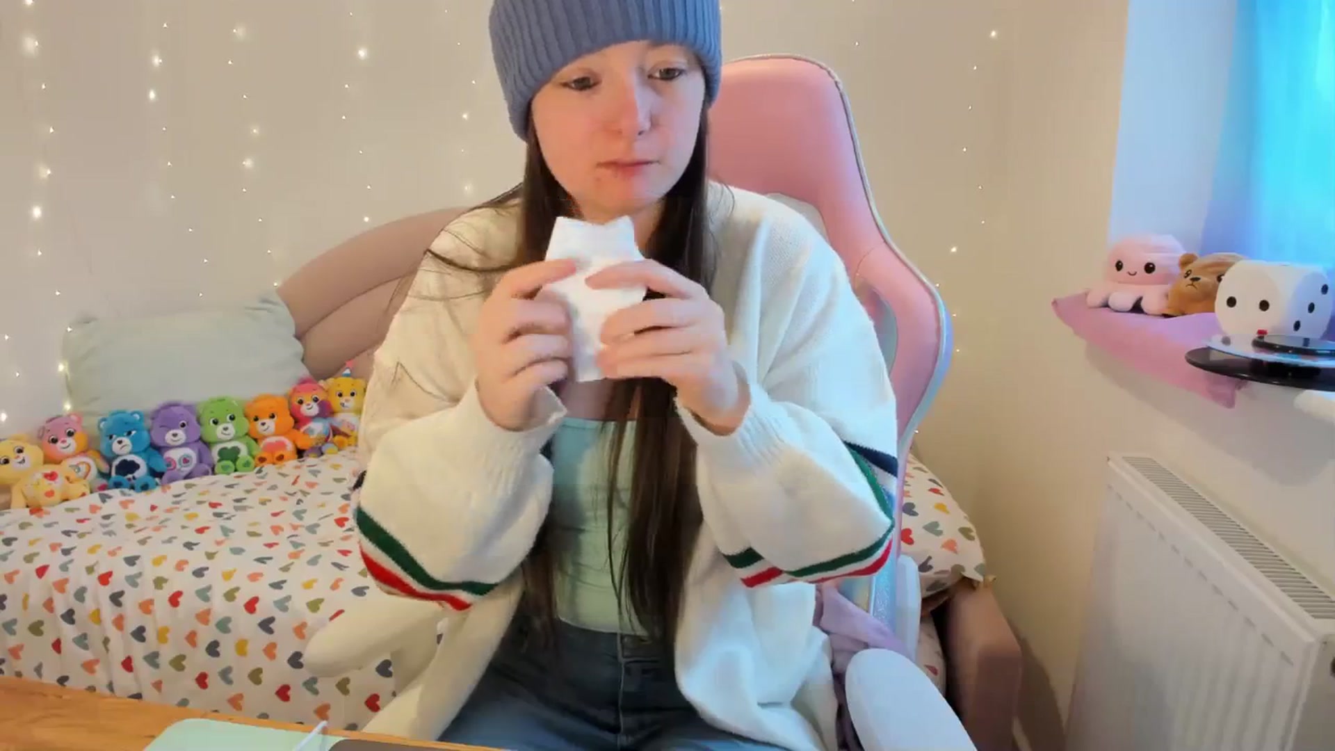 Gallery image thumbnail from JessieBear_'s myfreecams stream on, 01/02/2024, 13:47 image 7 of 20