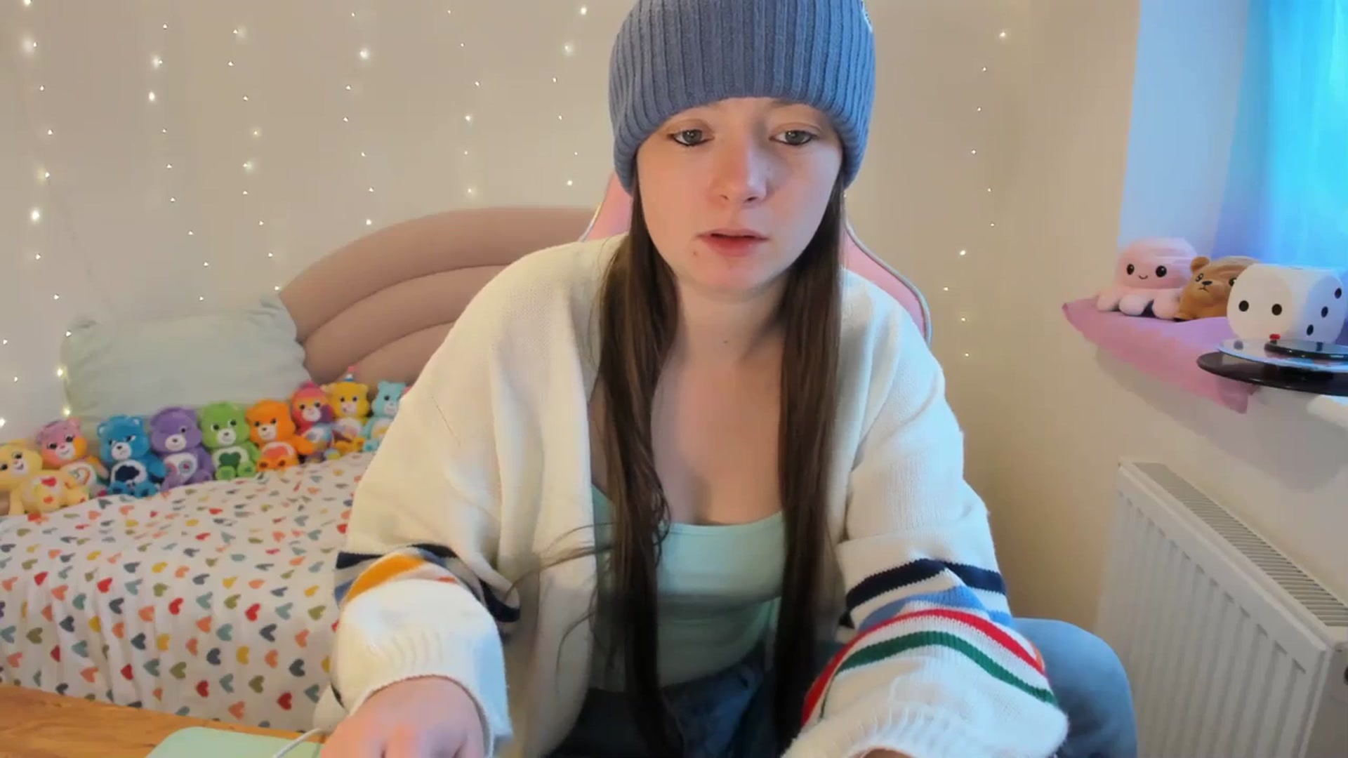 Gallery image thumbnail from JessieBear_'s myfreecams stream on, 01/02/2024, 13:47 image 13 of 20