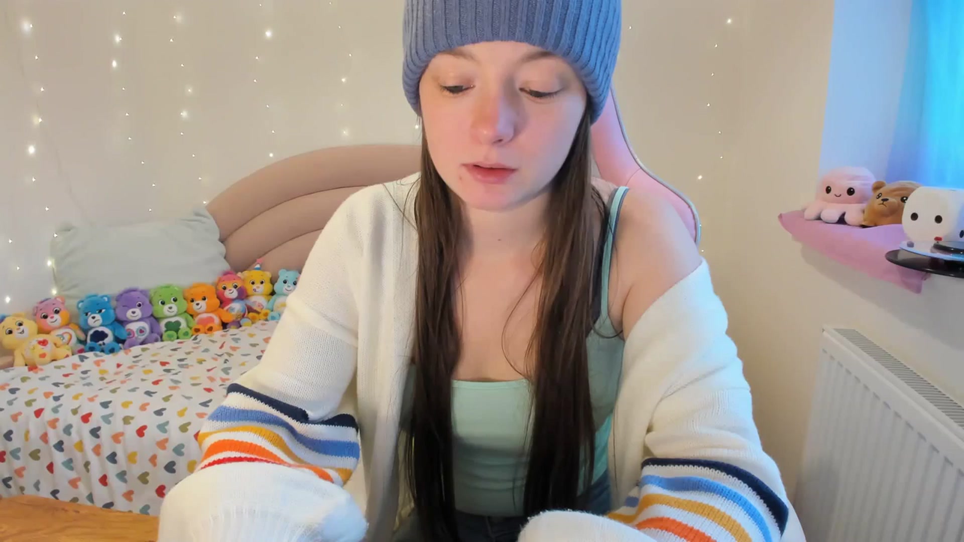 Gallery image thumbnail from JessieBear_'s myfreecams stream on, 01/02/2024, 16:15 image 3 of 20