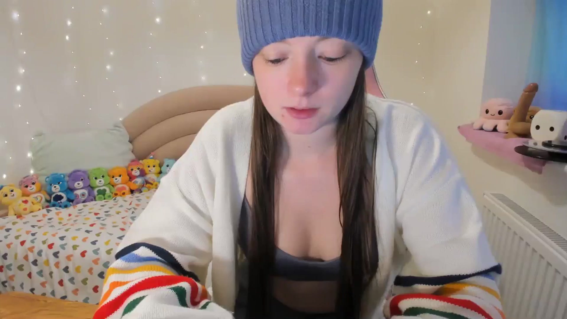 Gallery image thumbnail from JessieBear_'s myfreecams stream on, 01/02/2024, 16:15 image 17 of 20