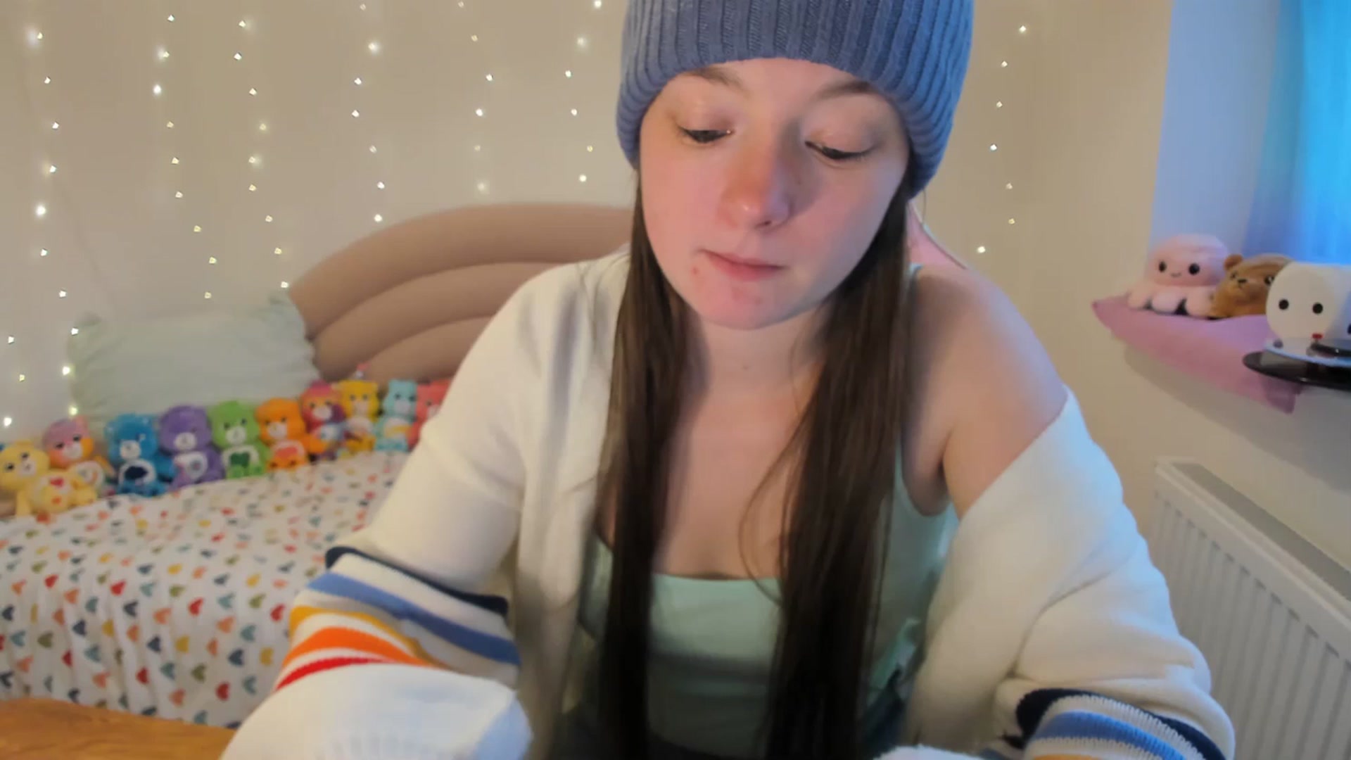 Gallery image thumbnail from JessieBear_'s myfreecams stream on, 01/02/2024, 16:15 image 5 of 20