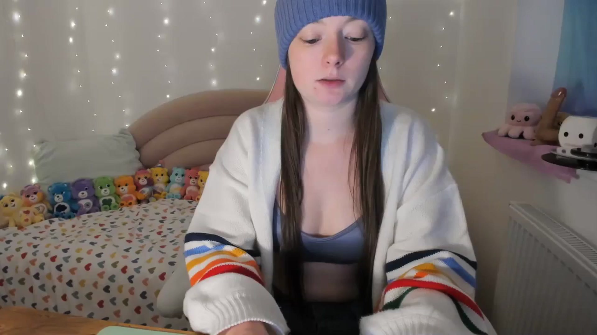 Gallery image thumbnail from JessieBear_'s myfreecams stream on, 01/02/2024, 17:18 image 1 of 20