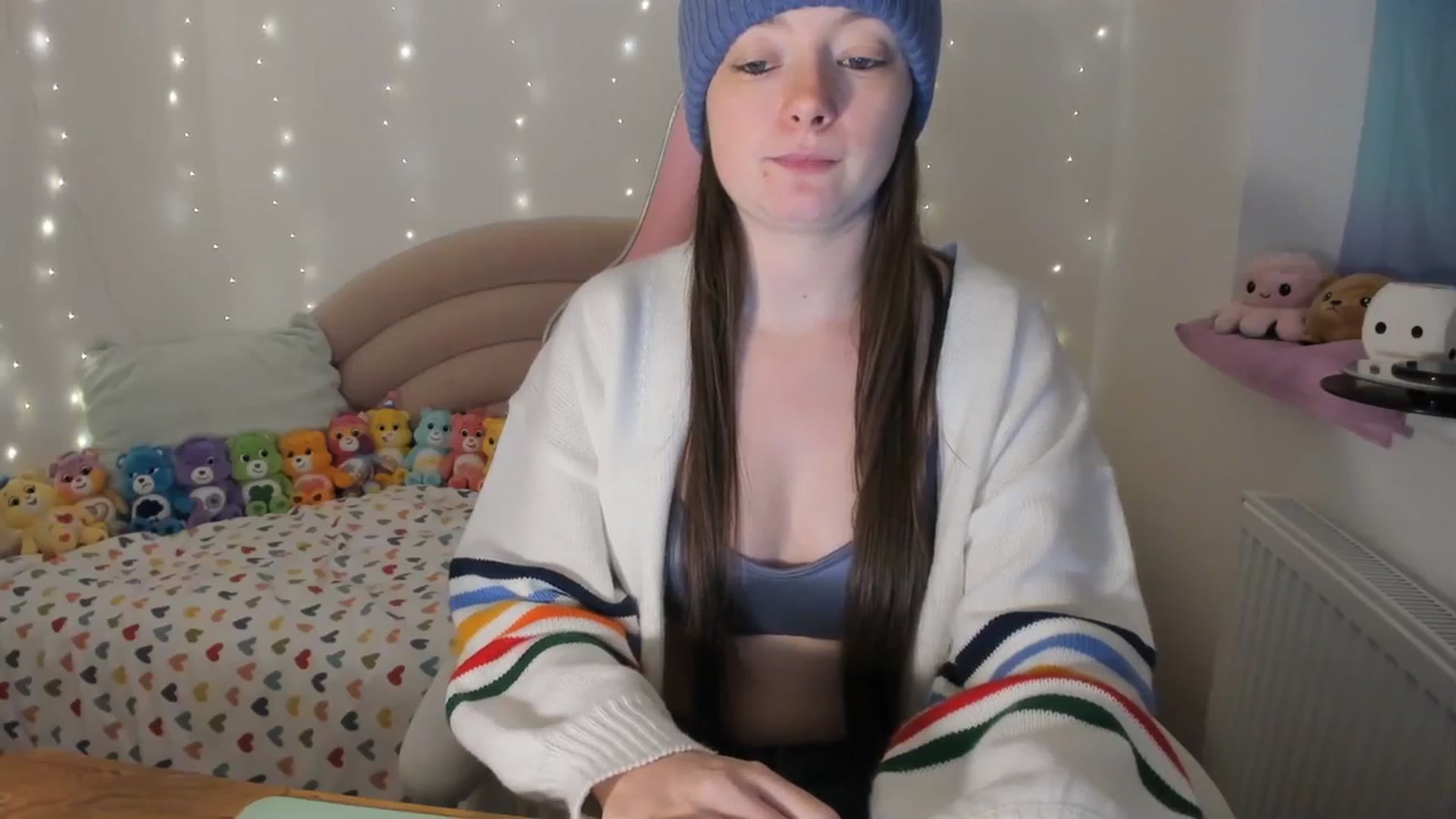 Gallery image thumbnail from JessieBear_'s myfreecams stream on, 01/02/2024, 17:18 image 4 of 20
