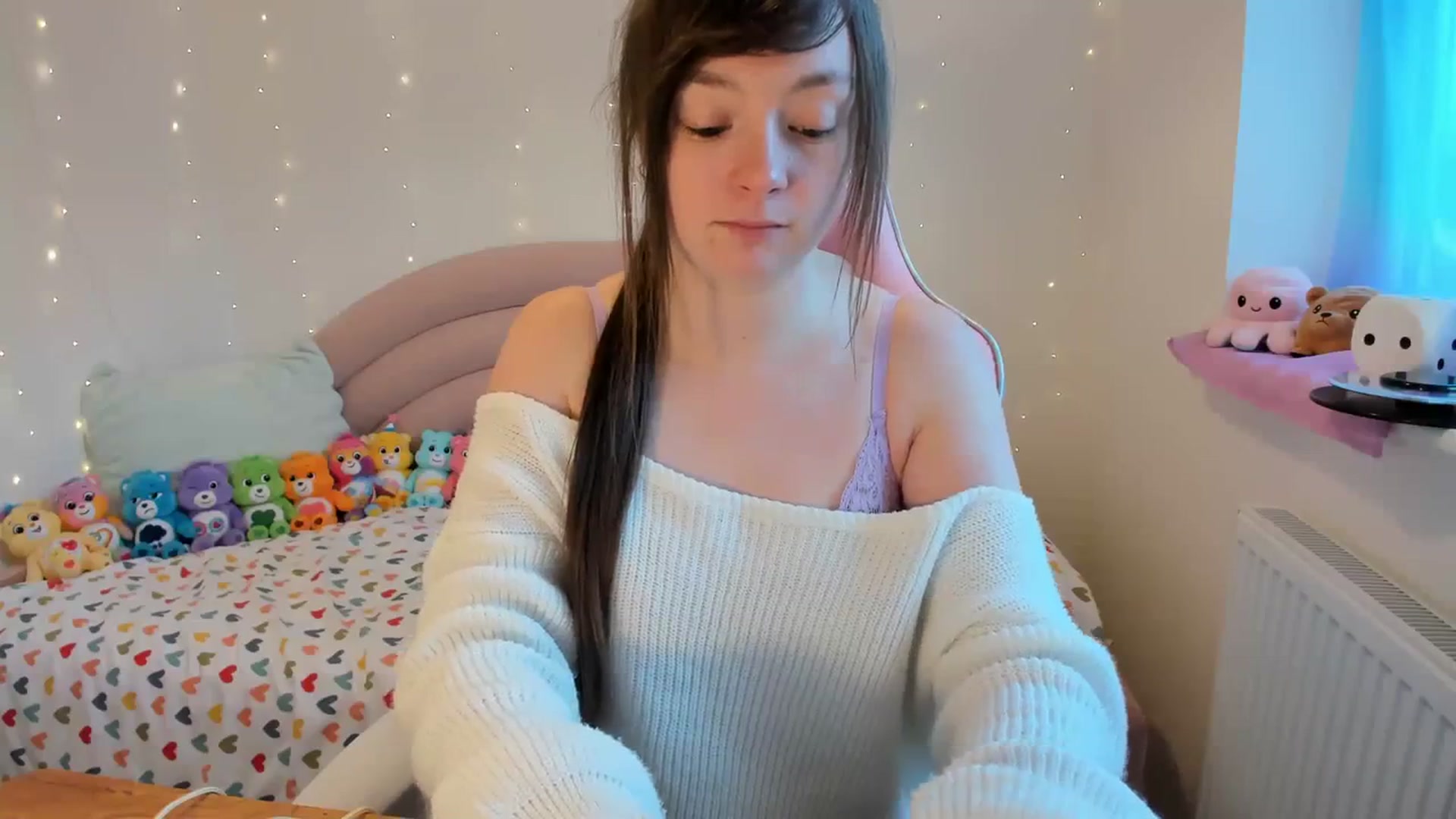 Gallery image thumbnail from JessieBear_'s myfreecams stream on, 01/04/2024, 15:12 image 11 of 20