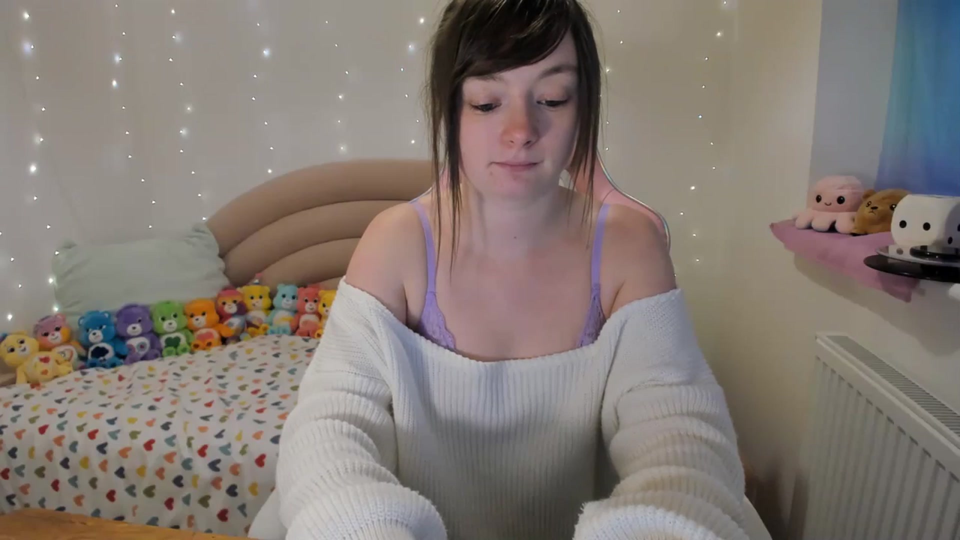 Gallery image thumbnail from JessieBear_'s myfreecams stream on, 01/04/2024, 16:47 image 14 of 20