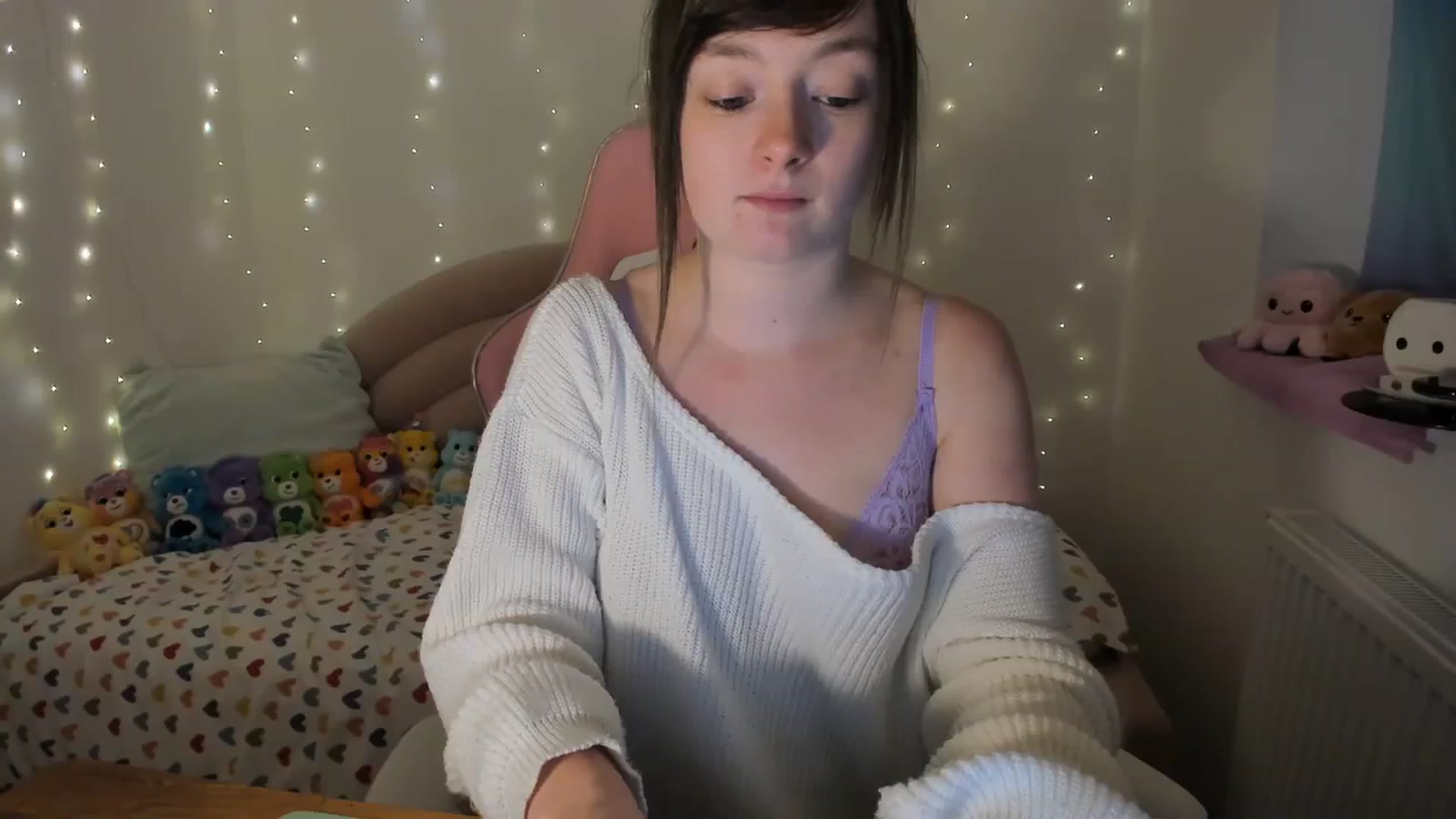 Gallery image thumbnail from JessieBear_'s myfreecams stream on, 01/04/2024, 17:58 image 8 of 20