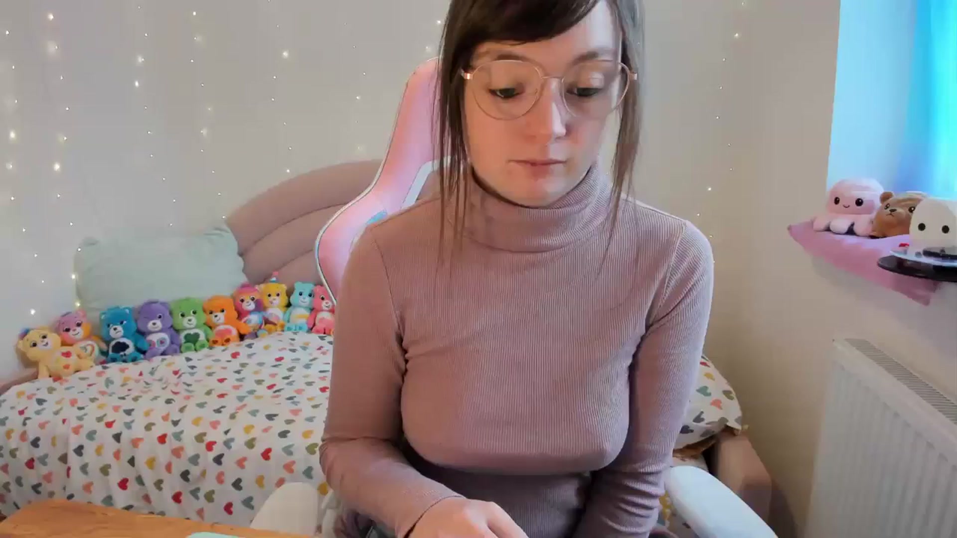 Gallery image thumbnail from JessieBear_'s myfreecams stream on, 01/05/2024, 12:35 image 19 of 20