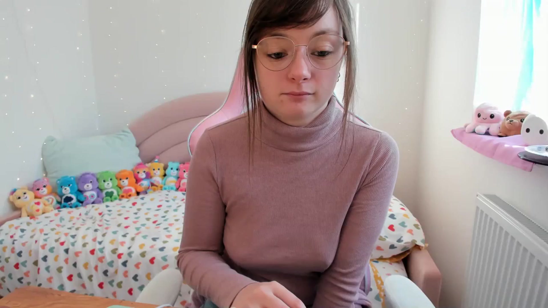 Gallery image thumbnail from JessieBear_'s myfreecams stream on, 01/05/2024, 12:35 image 14 of 20
